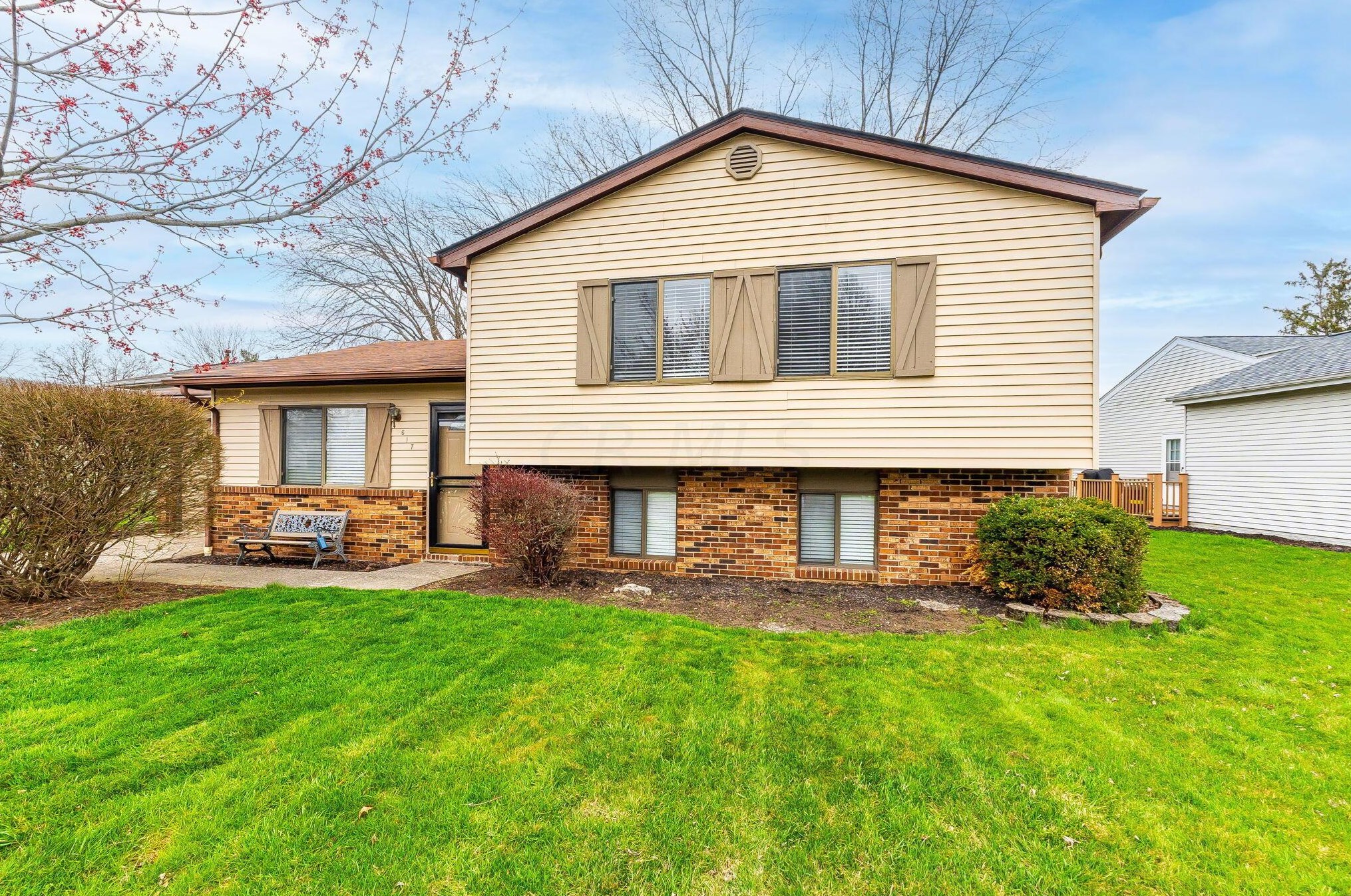617 Executive Blvd, Delaware, OH 43015-1157