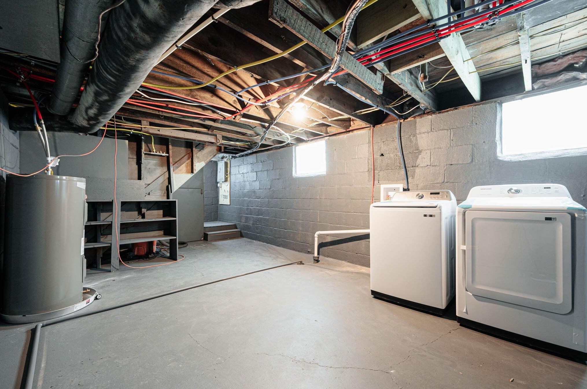 55 Huron Ave, Columbus OH 43204-2666 exterior