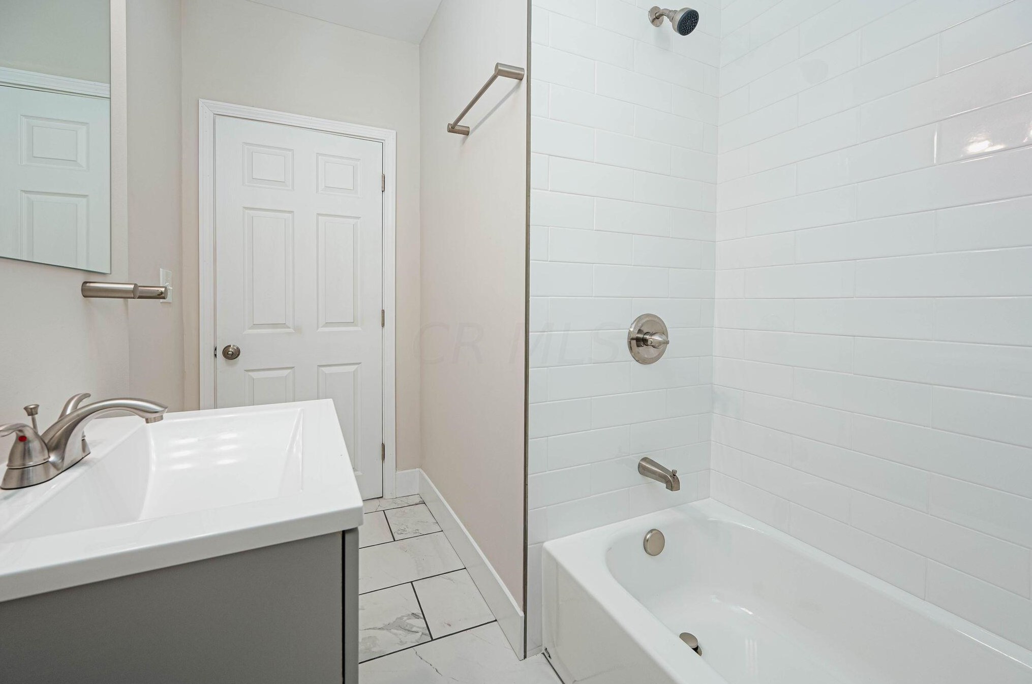 55 Huron Ave, Columbus OH 43204-2666 exterior