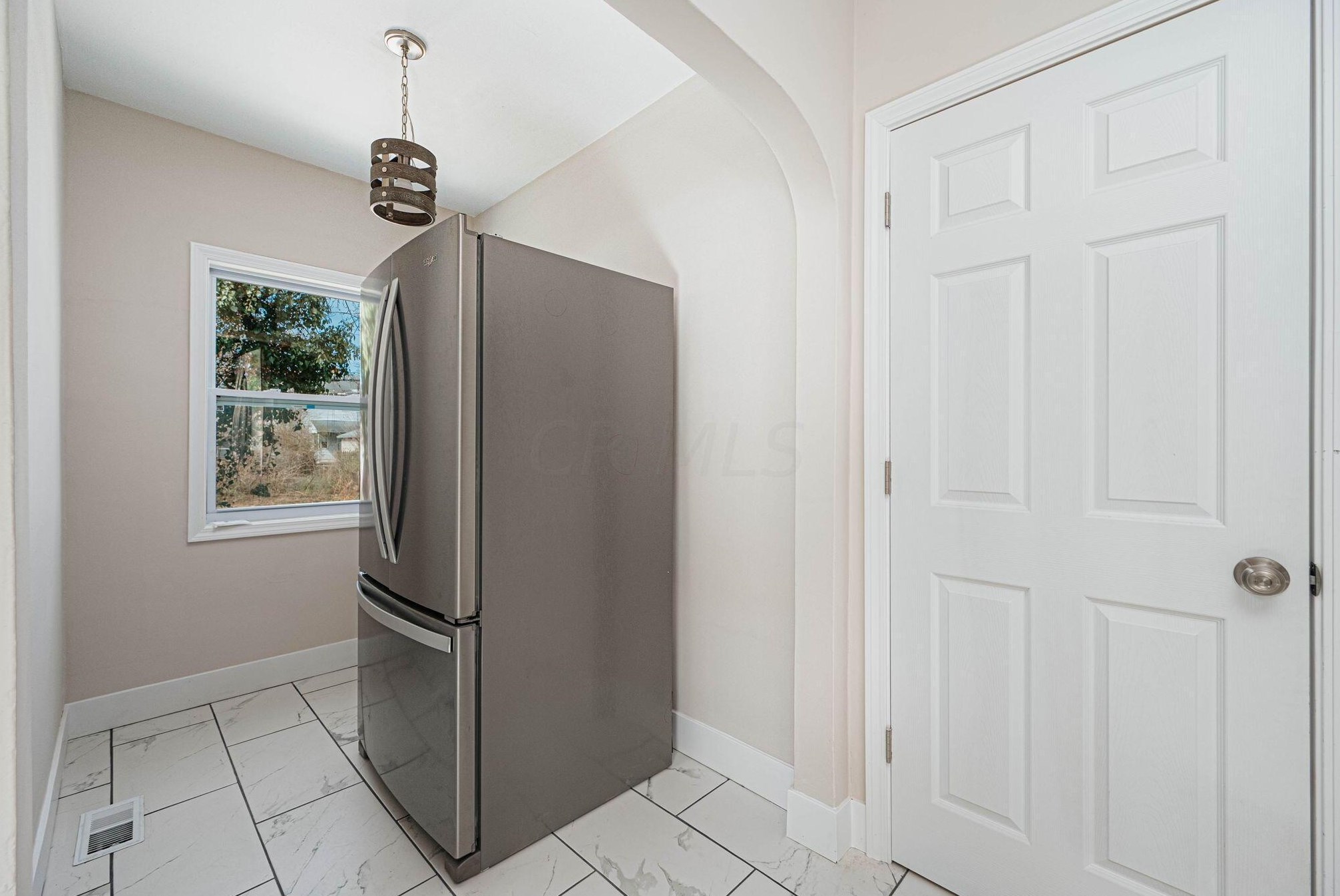 55 Huron Ave, Columbus OH 43204-2666 exterior