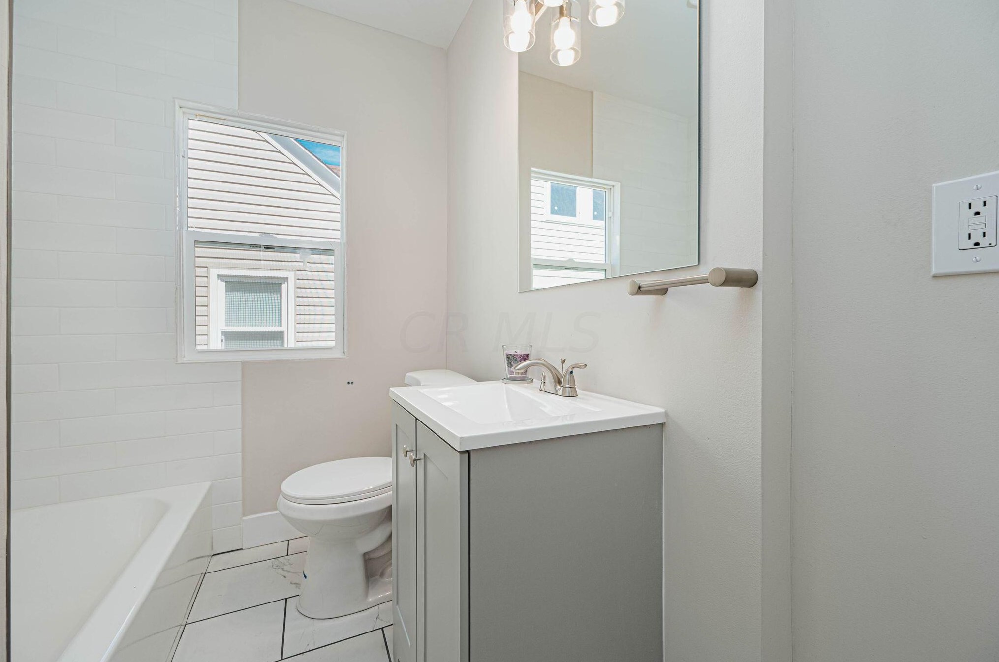 55 Huron Ave, Columbus OH 43204-2666 exterior