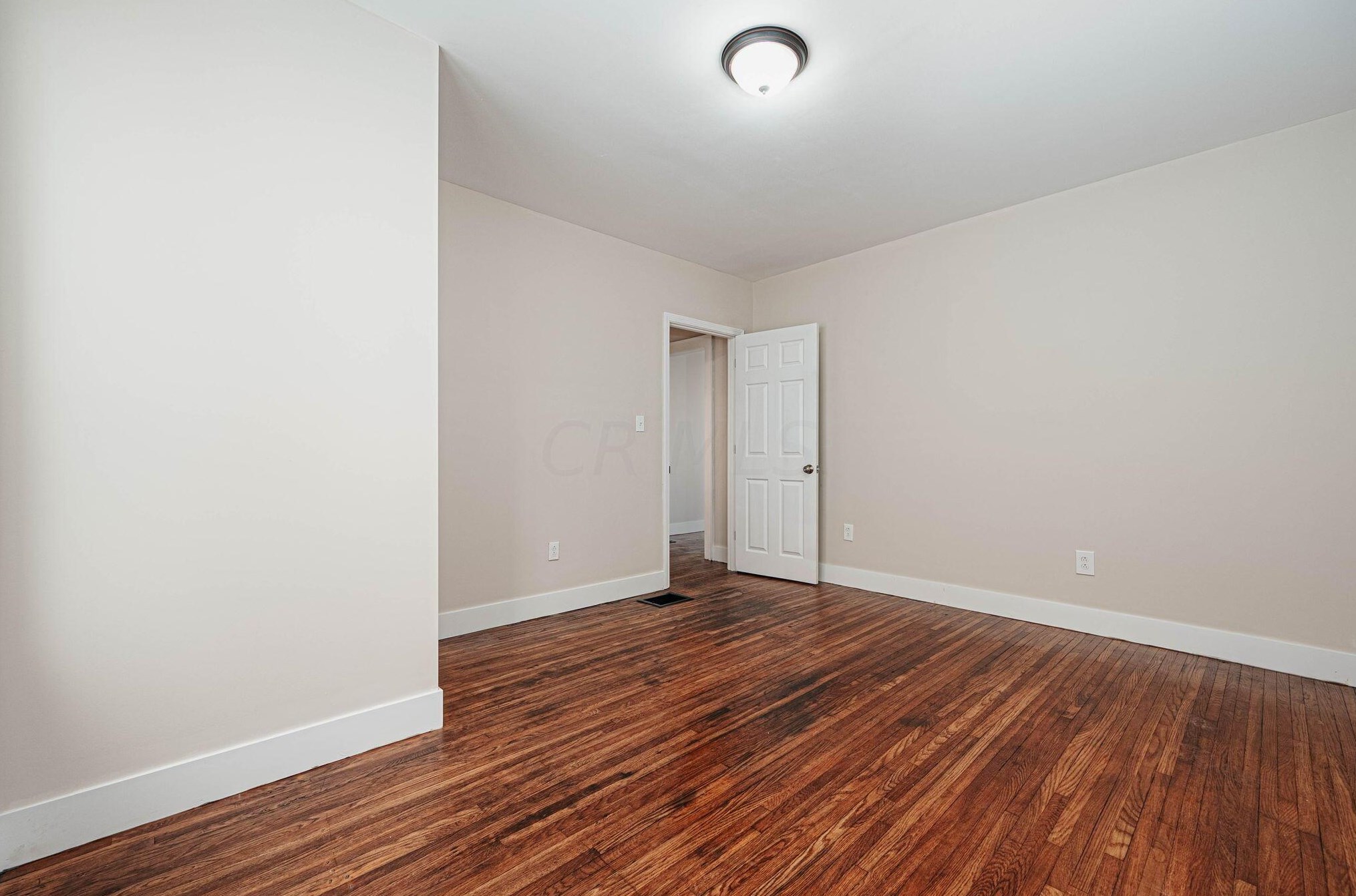 55 Huron Ave, Columbus OH 43204-2666 exterior