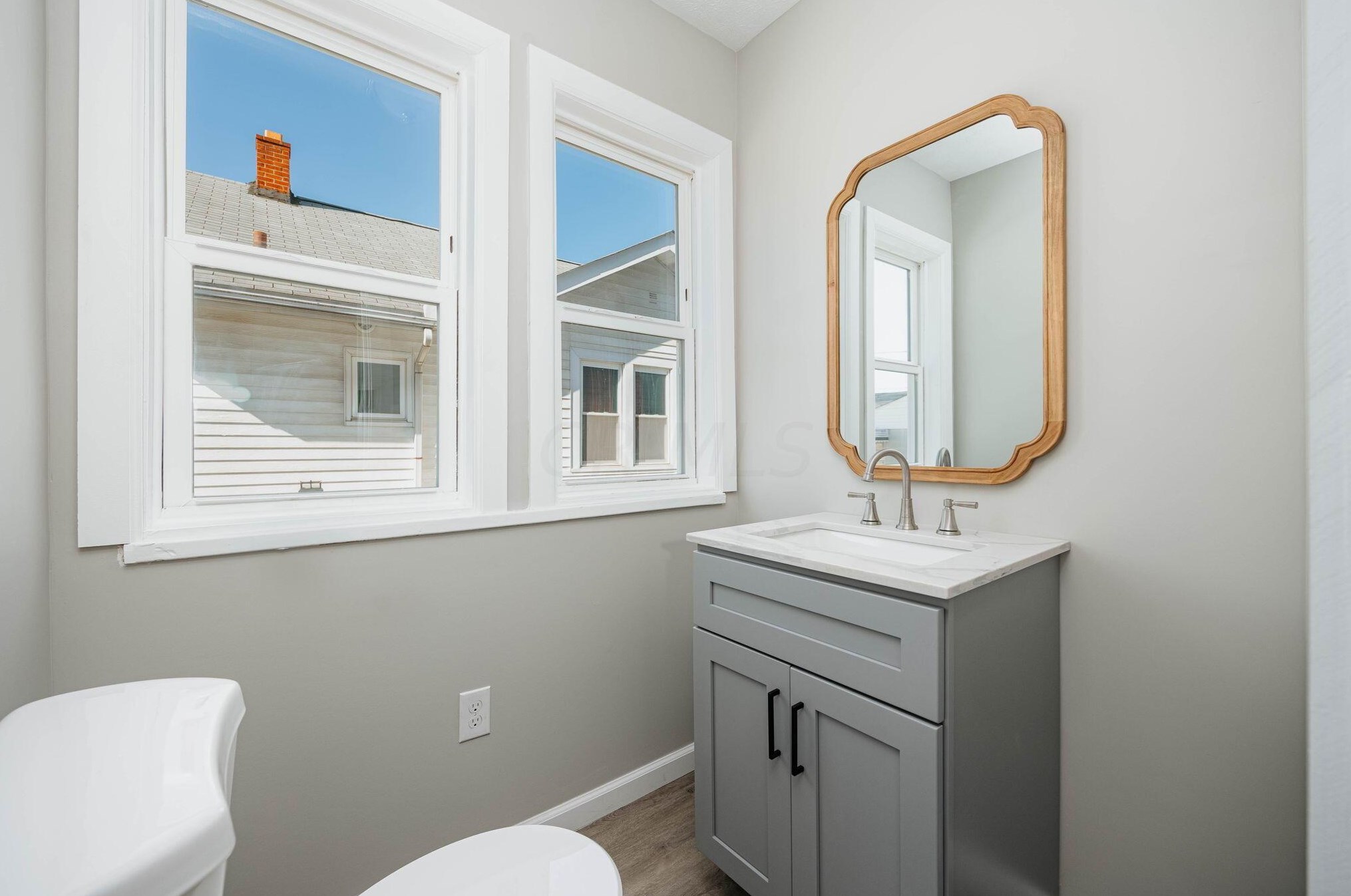 115 Chase Ave, Columbus OH 43204-2605 exterior