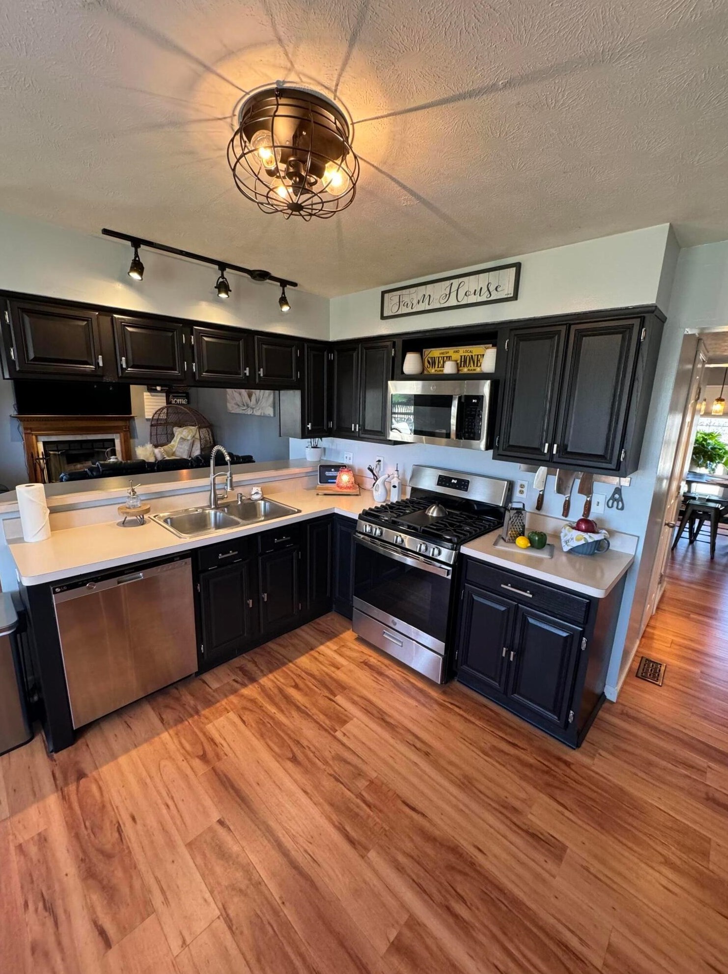 2747 Ashlar Dr, Springfield OH  45503-1862 exterior