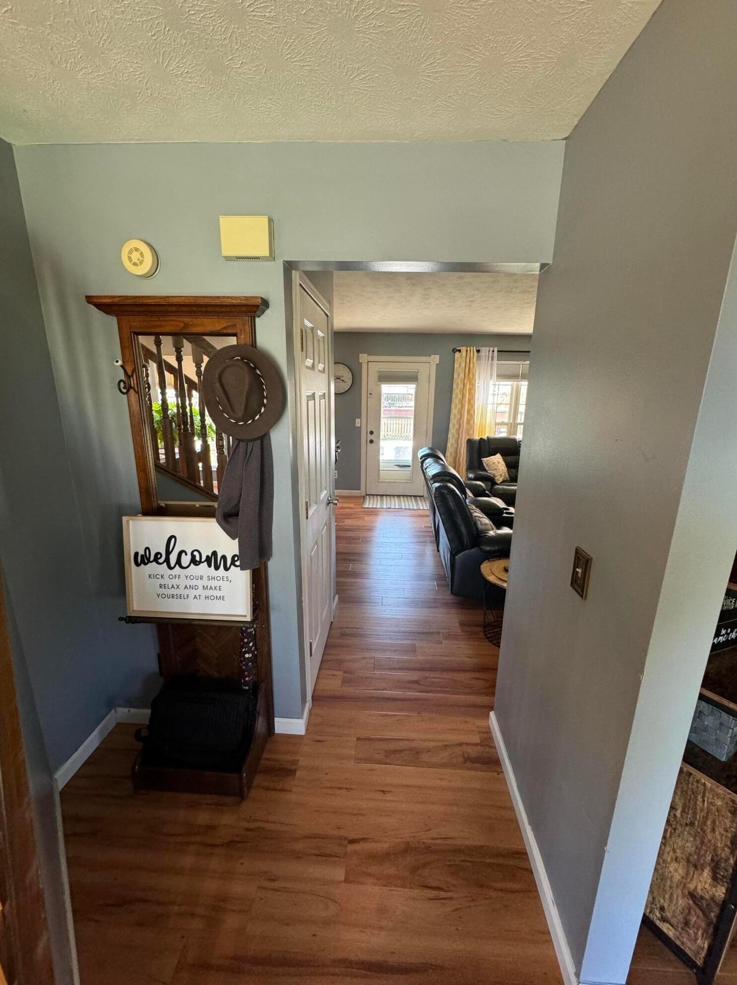 2747 Ashlar Dr, Springfield OH  45503-1862 exterior