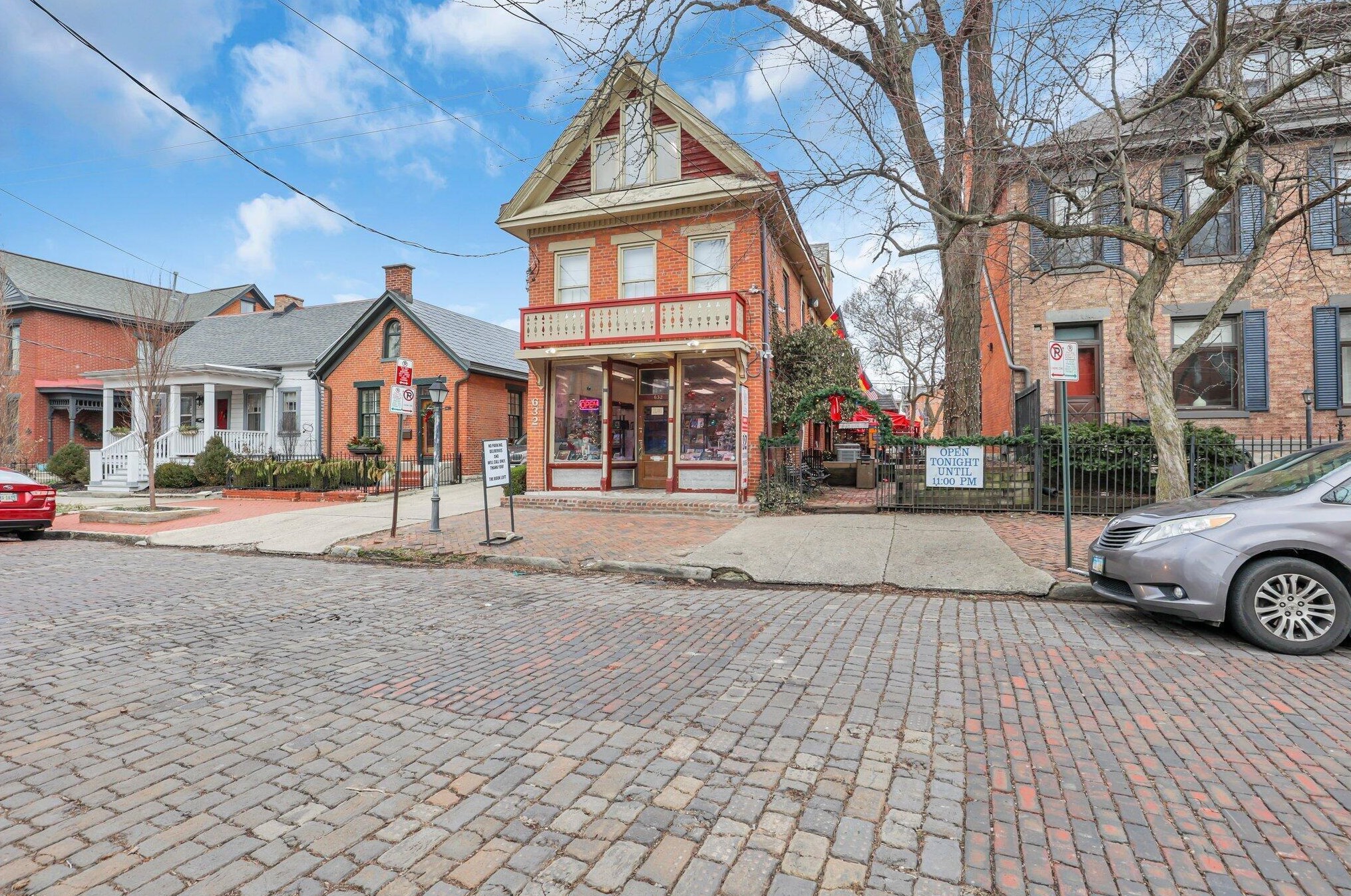 165 Frebis Ave, Columbus OH 43206-3725 exterior