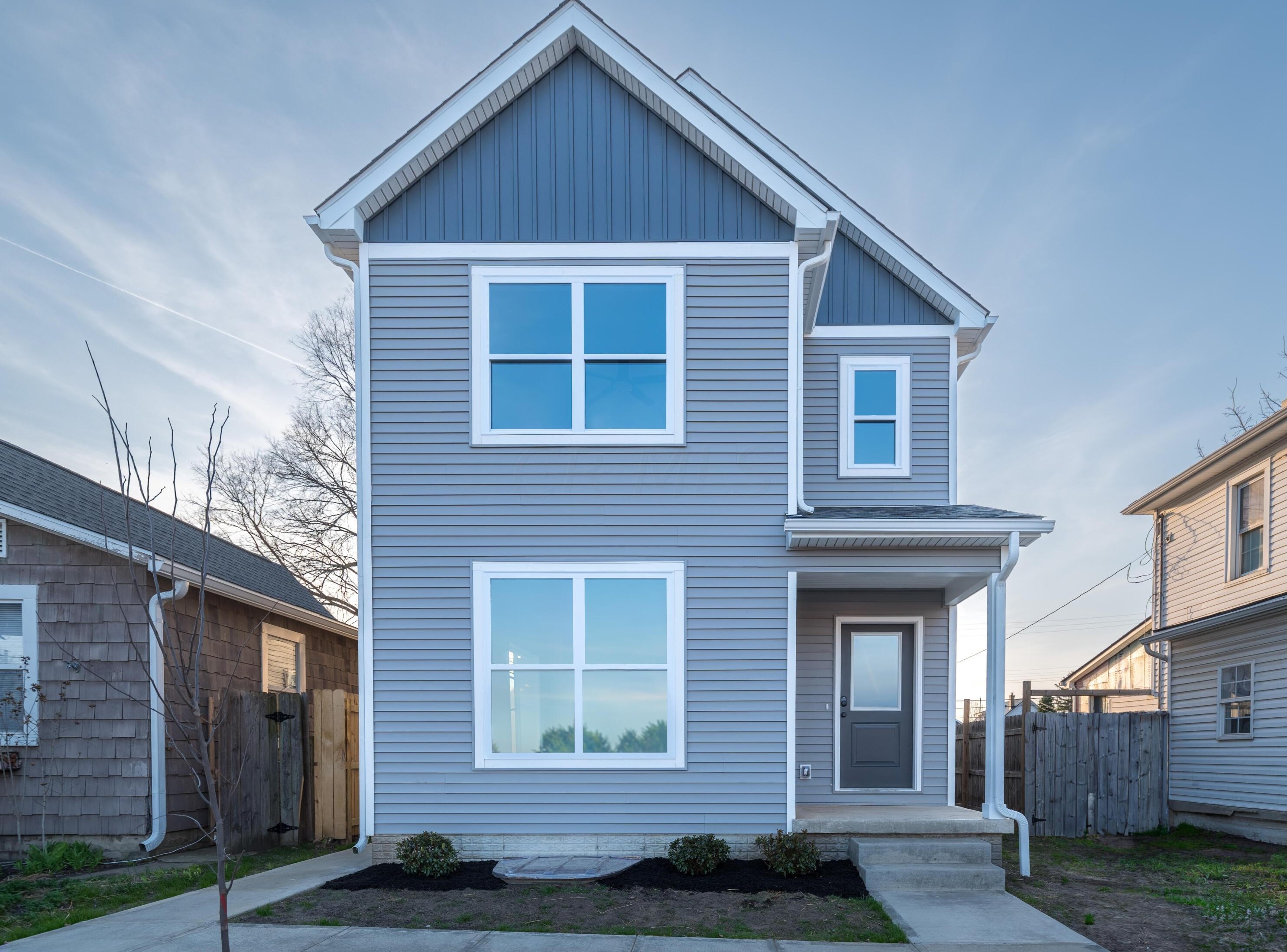 1403 4th St, Columbus, OH 43201-2503