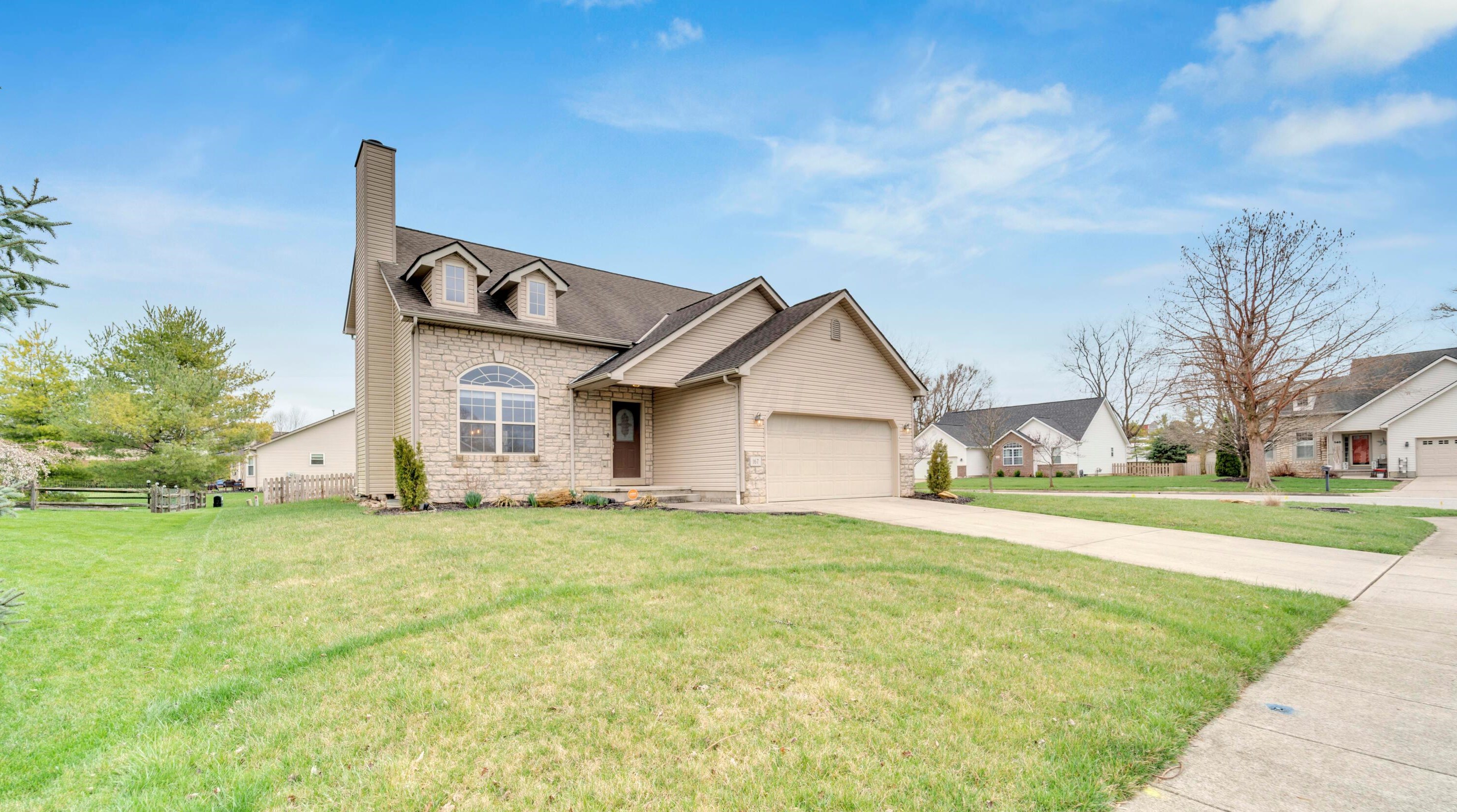 167 Carriage Pl, Cnl Wnchstr, OH 43110