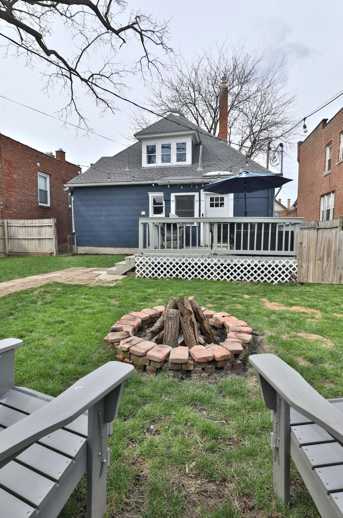 2346 Summit St, Columbus OH  43202-3112 exterior