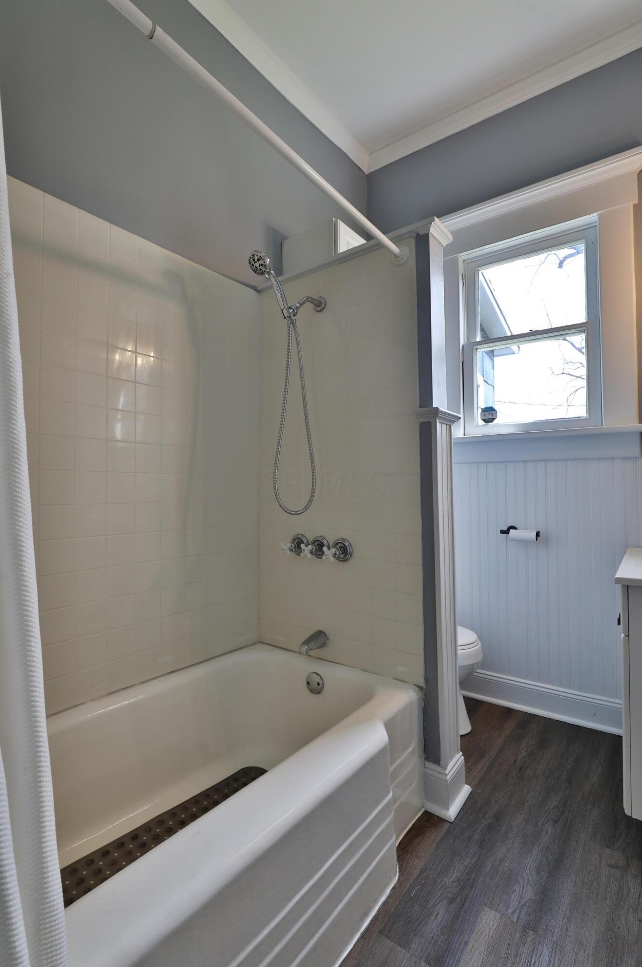 2346 Summit St, Columbus OH  43202-3112 exterior