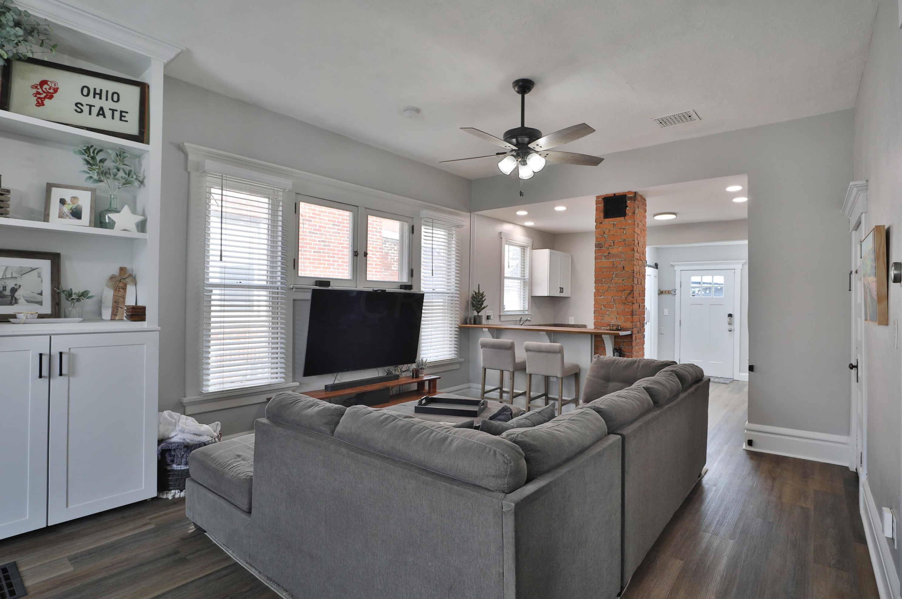 2346 Summit St, Columbus OH  43202-3112 exterior