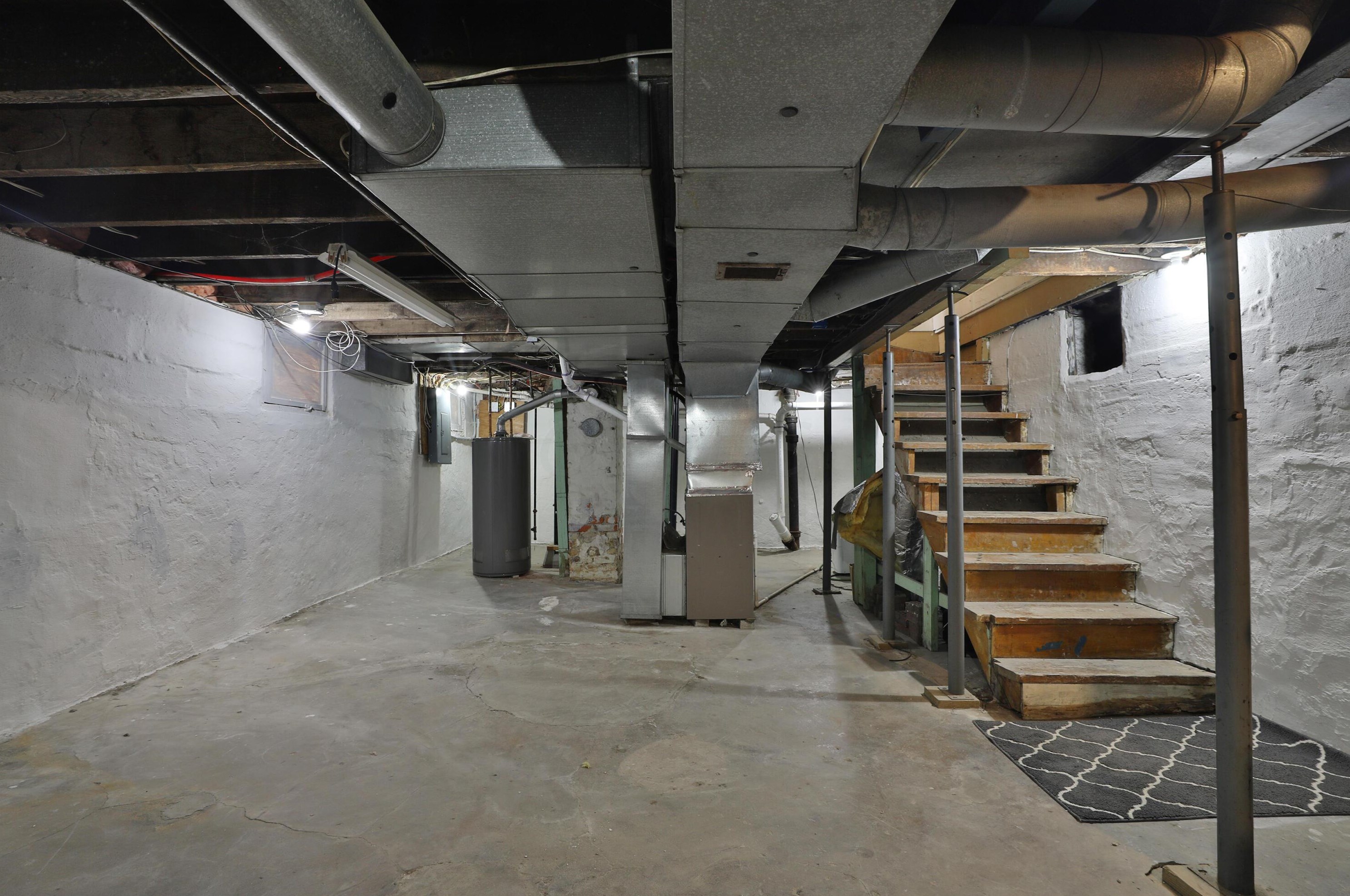 2346 Summit St, Columbus OH  43202-3112 exterior