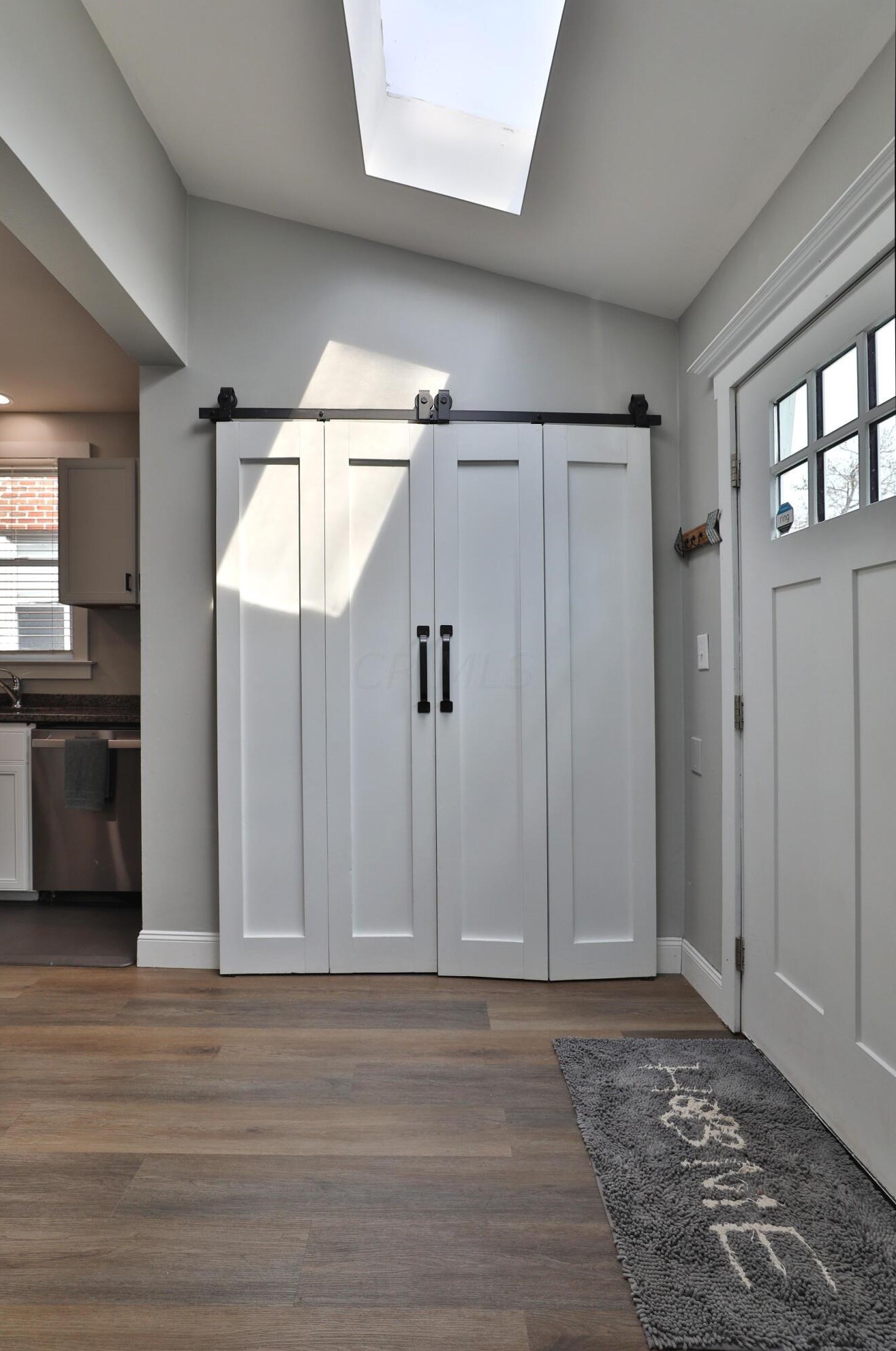 2346 Summit St, Columbus OH  43202-3112 exterior