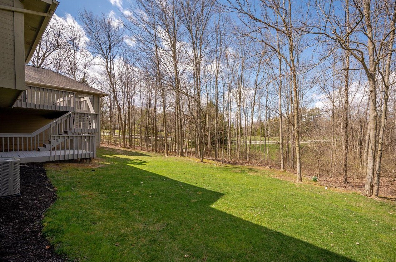 5882 Rothesay Ct, Dublin OH  43017-9447 exterior