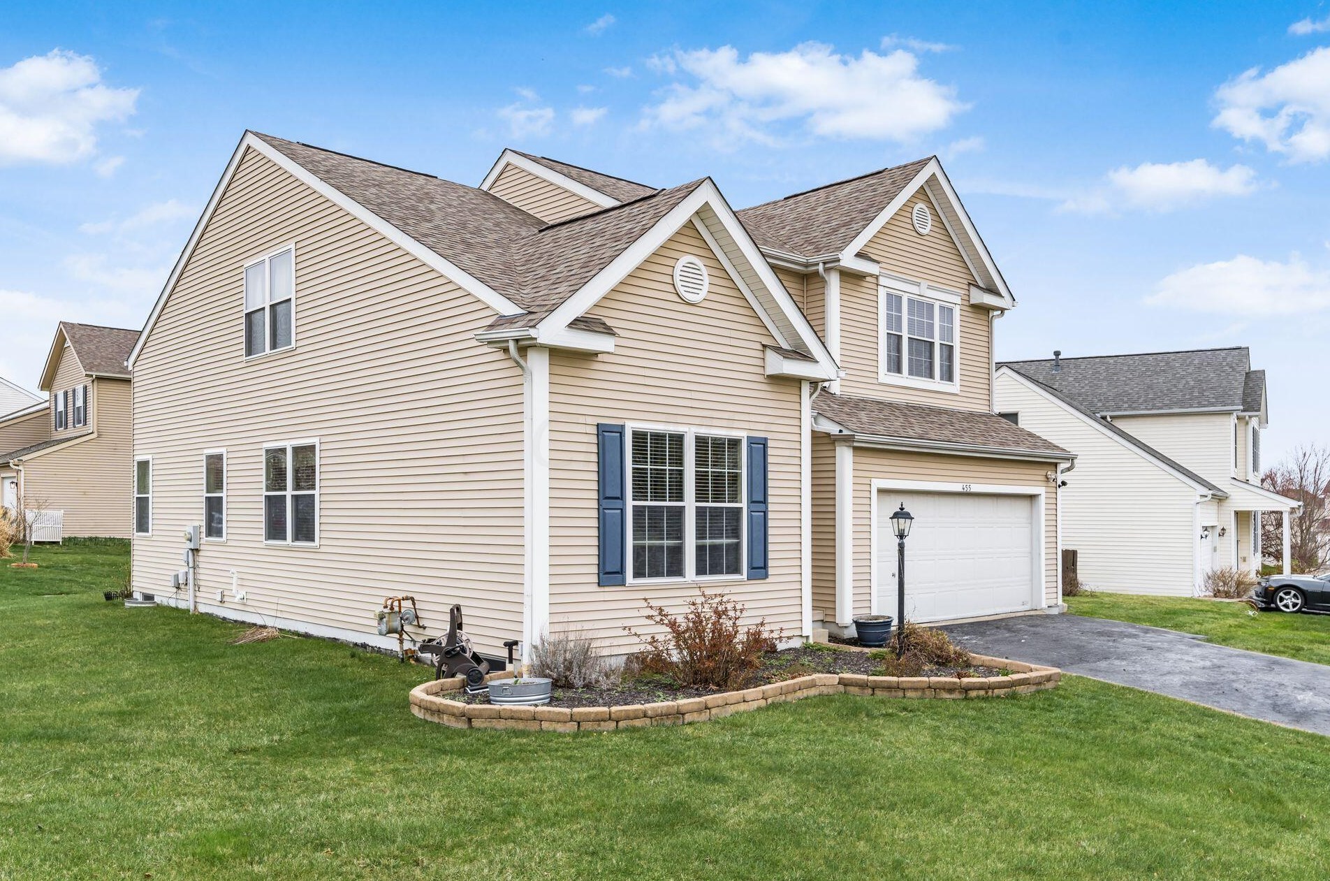 455 Yale Cir, Pickerington, OH 43147-7980