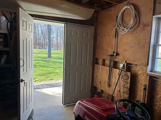 18465 Woodhaven Ln, Circleville OH  43113-8928 exterior