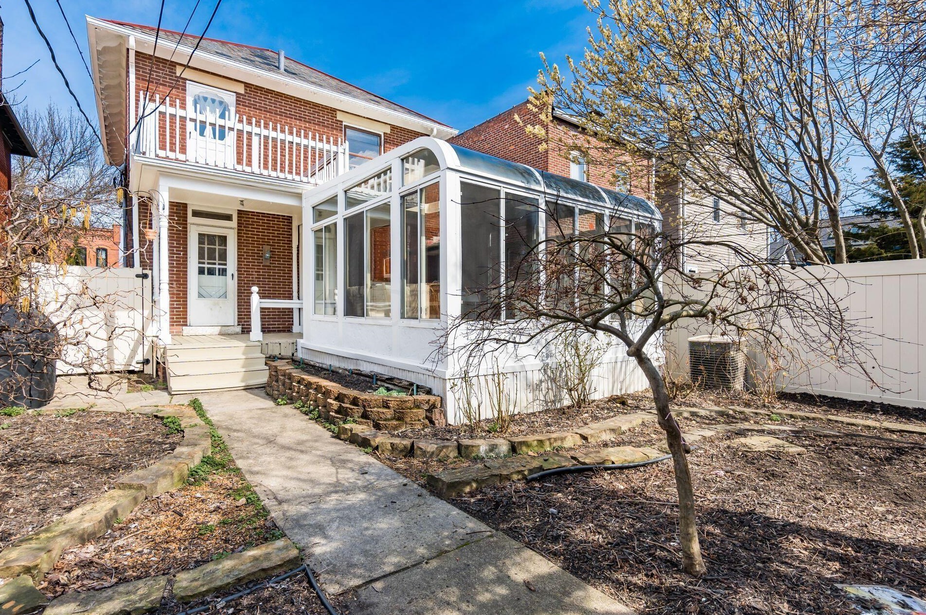 355 Forest St, Columbus OH 43206-1612 exterior