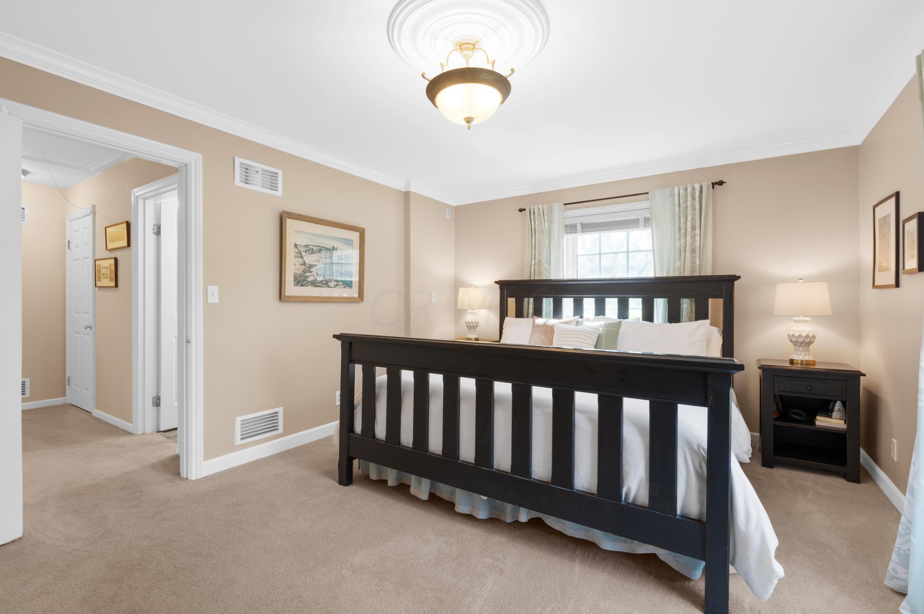 4248 Dublin Rd, Columbus OH 43221-5000 exterior