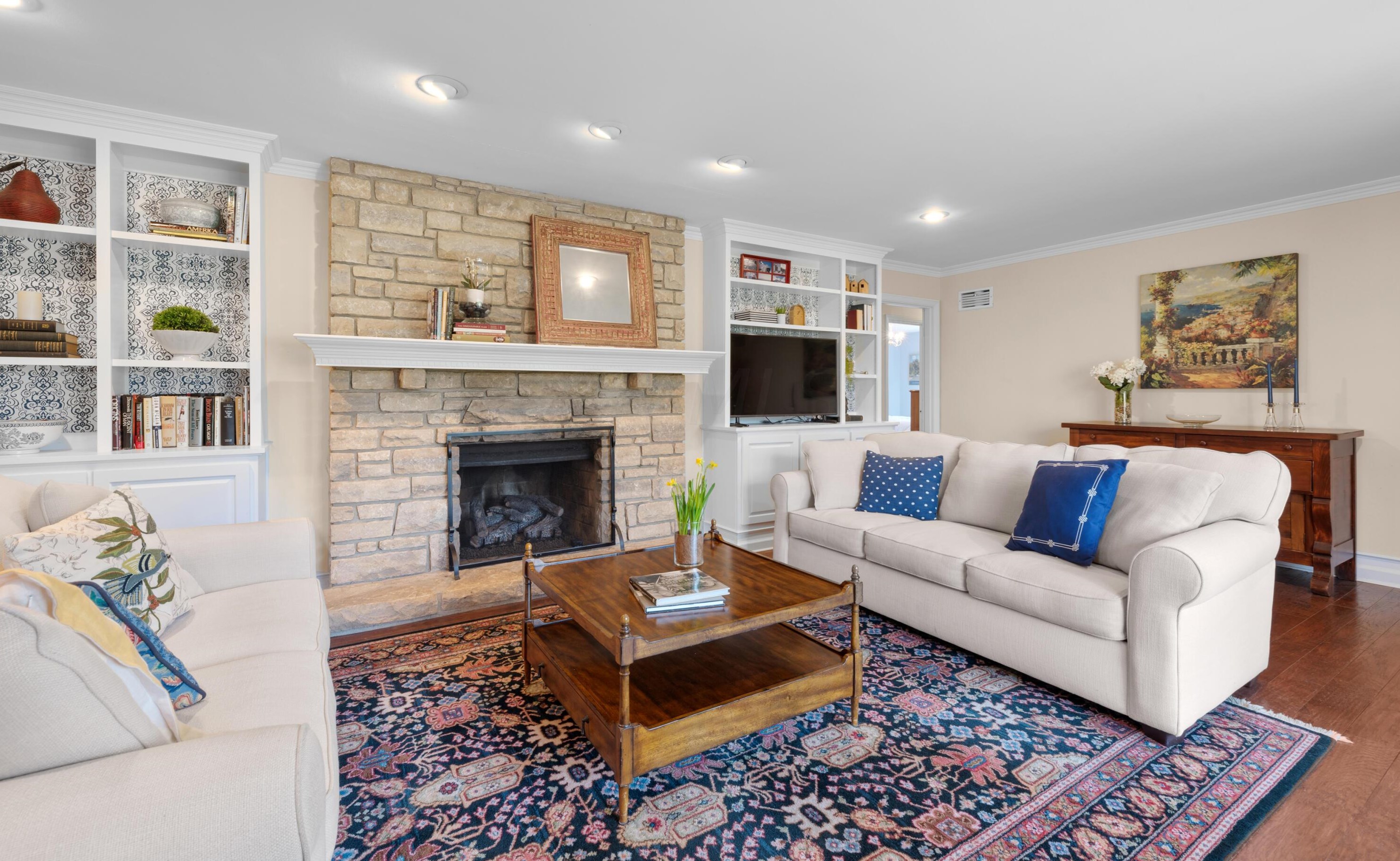 4248 Dublin Rd, Columbus OH 43221-5000 exterior