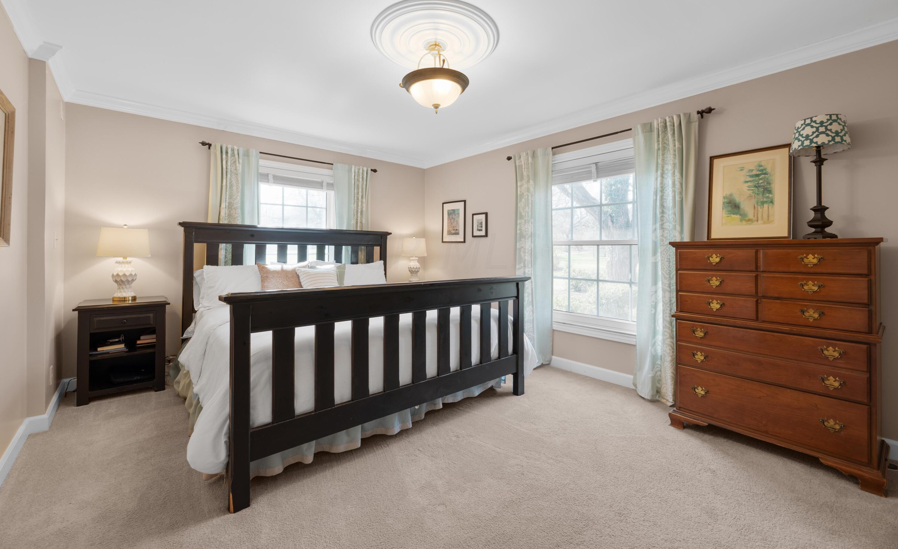 4248 Dublin Rd, Columbus OH 43221-5000 exterior