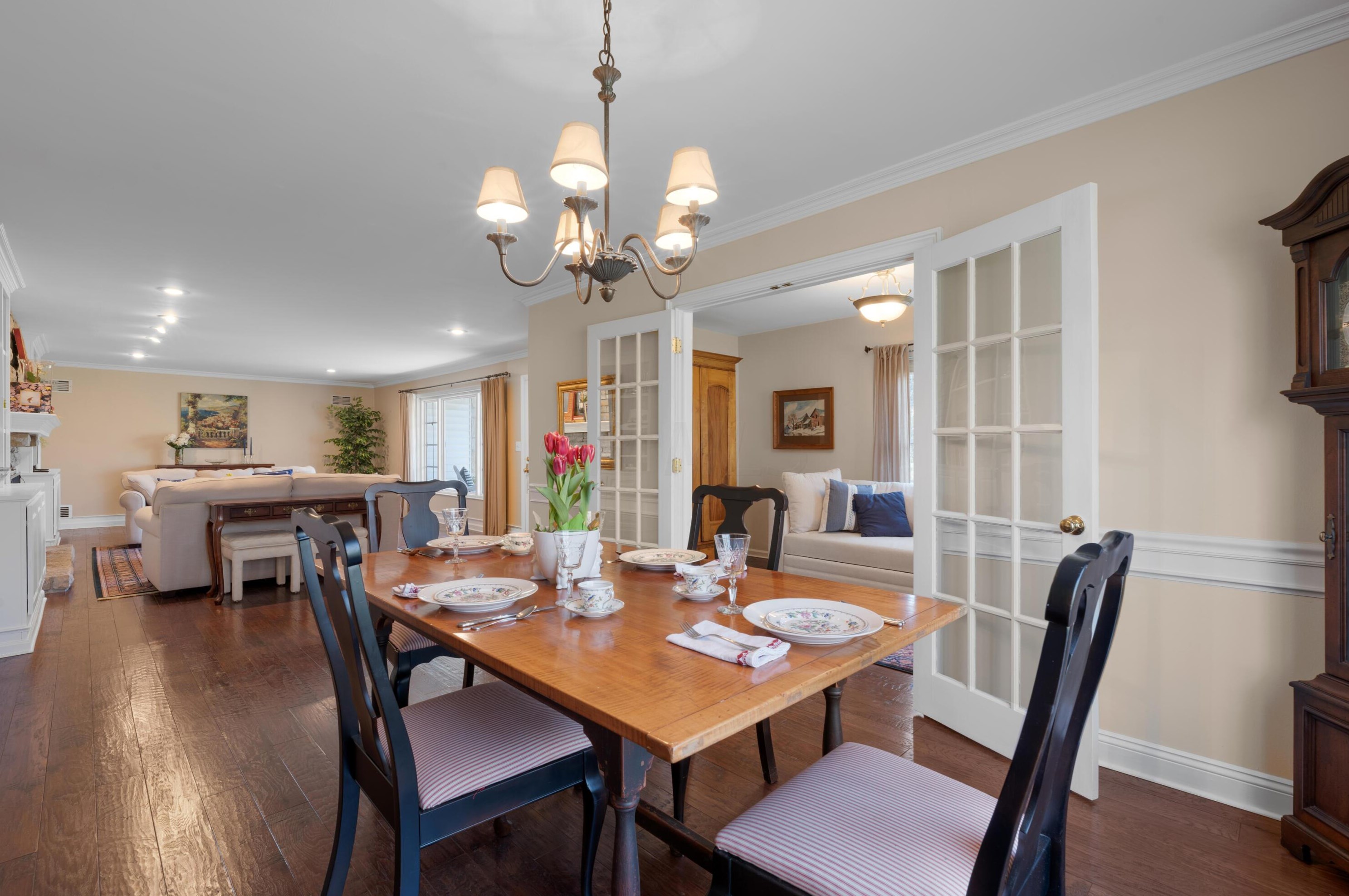 4248 Dublin Rd, Columbus OH 43221-5000 exterior