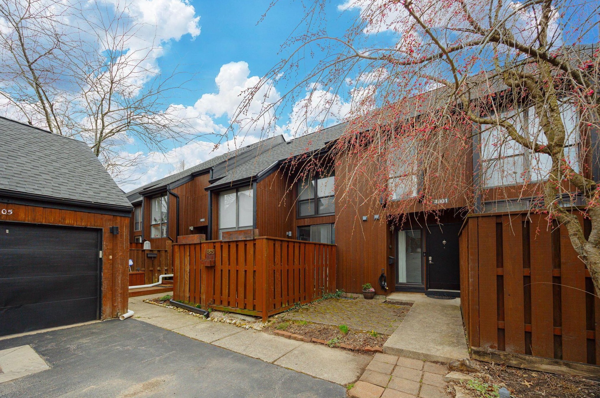 4801 Smoketalk Ln #6, Westerville, OH 43081