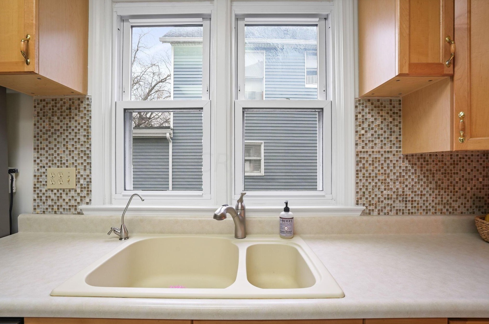 48 Columbus Ave, Delaware OH  43015-2414 exterior