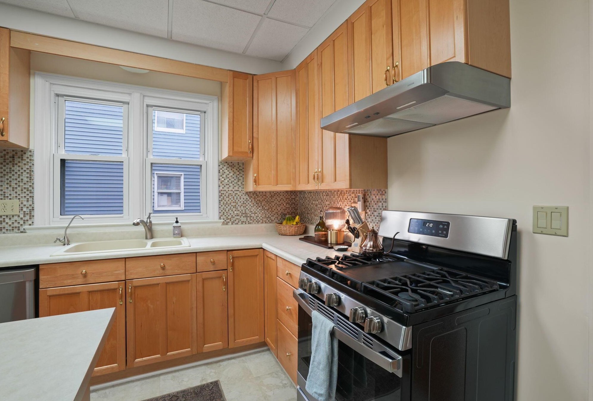 48 Columbus Ave, Delaware OH  43015-2414 exterior