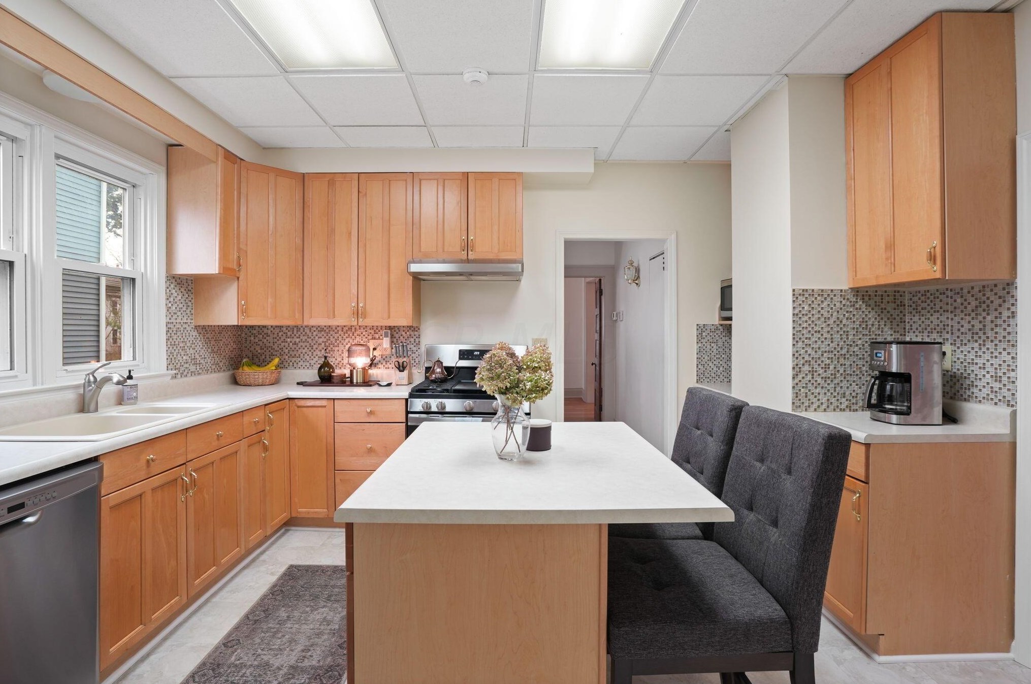 48 Columbus Ave, Delaware OH  43015-2414 exterior