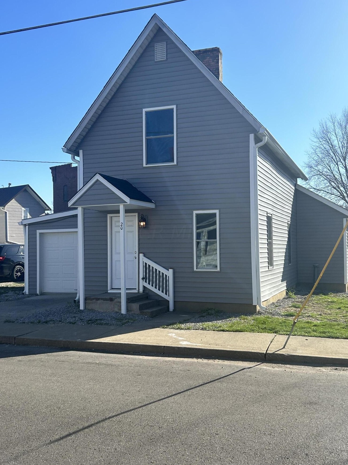 20 S Buckeye St, Crooksville, OH 43731