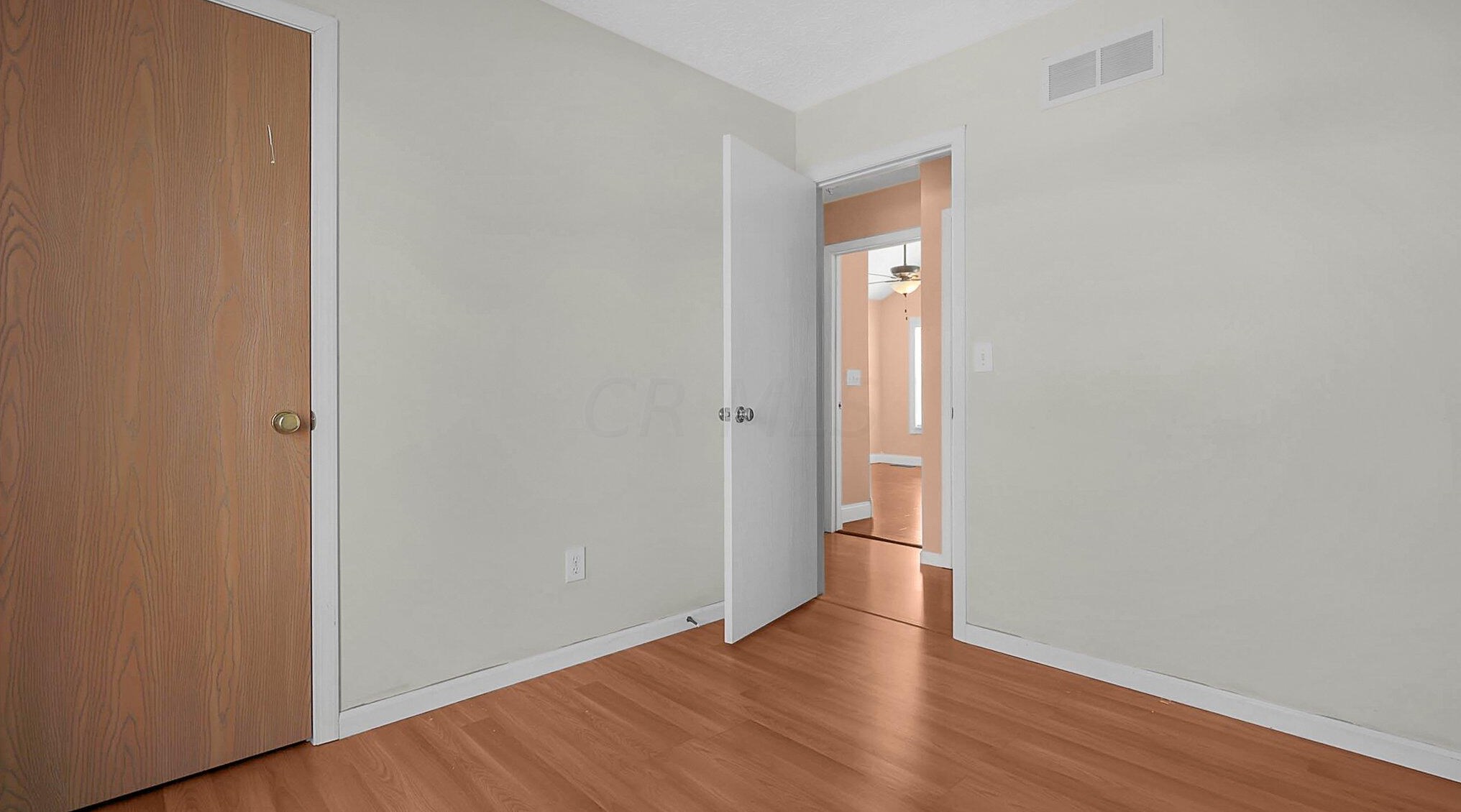 365 Eddington Dr, Pataskala OH  43062-7330 exterior