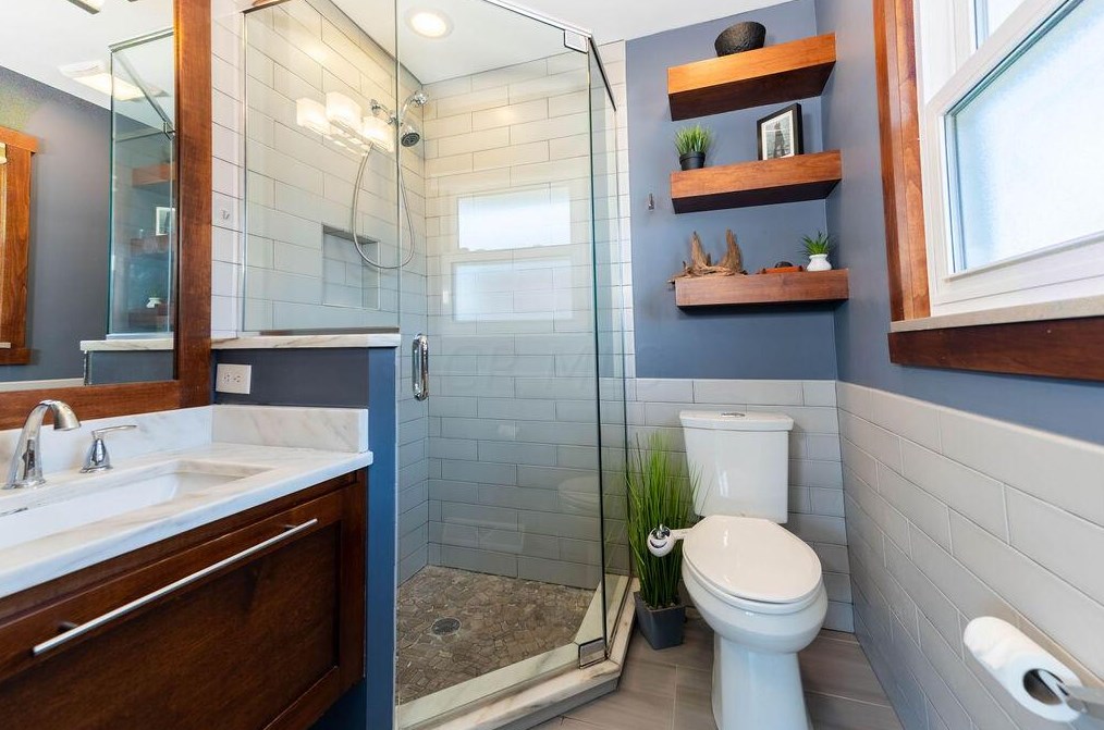 2746 Castlewood Rd, Columbus OH 43209-3140 exterior