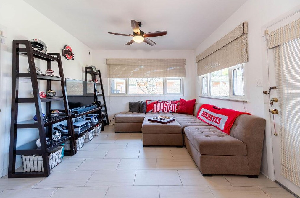 2746 Castlewood Rd, Columbus OH 43209-3140 exterior