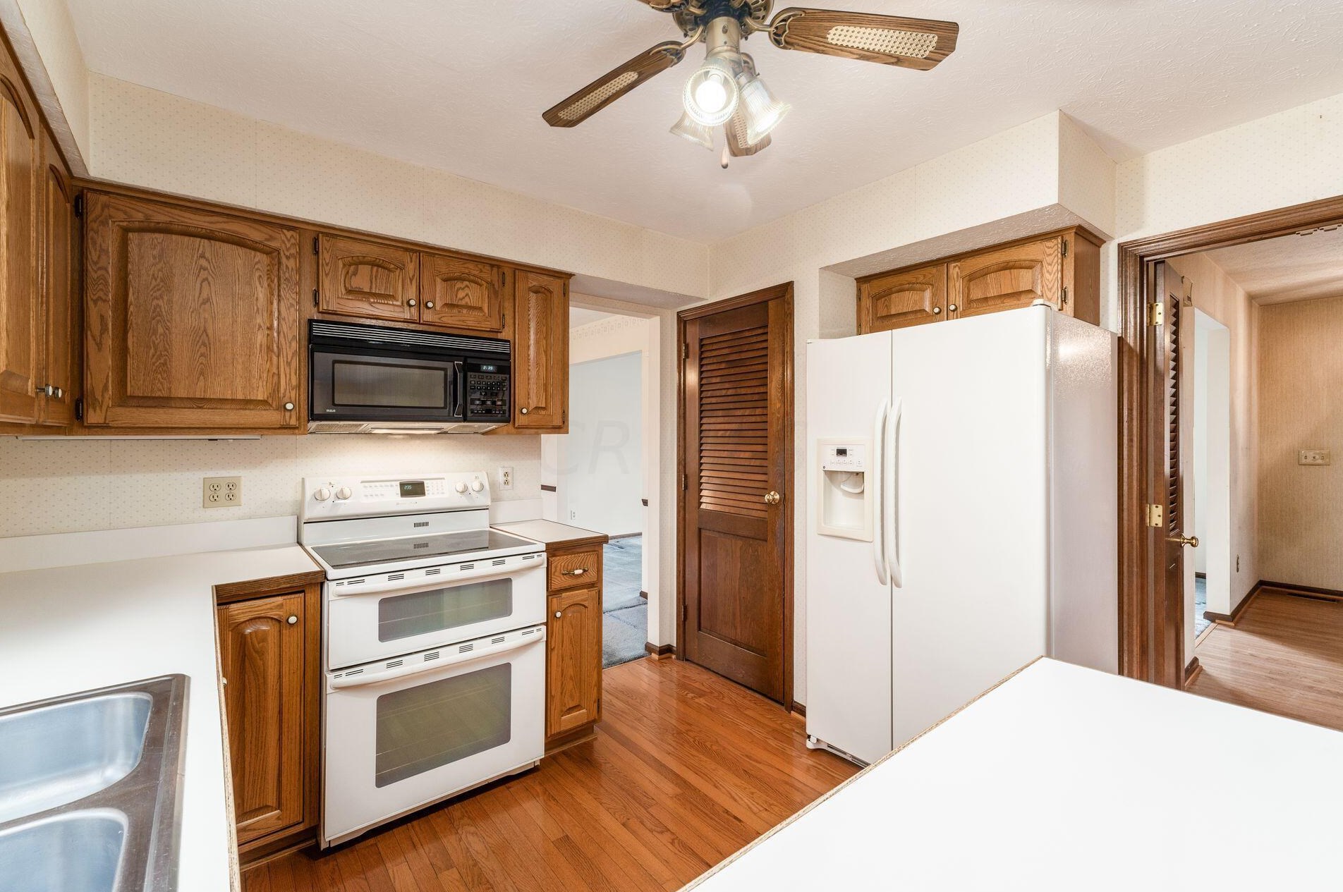 1806 Red Fern Dr, Columbus OH 43229-1425 exterior