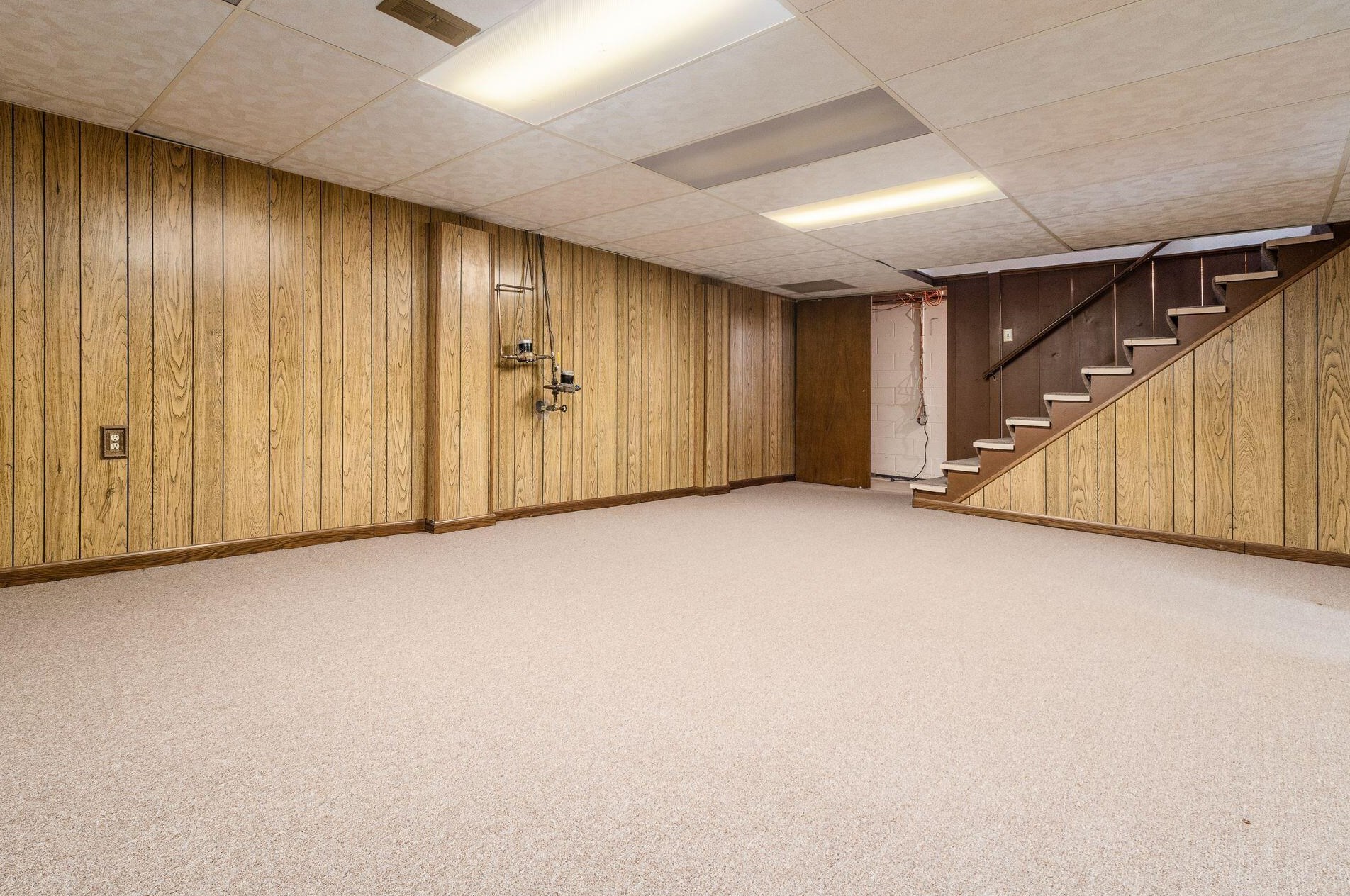 1806 Red Fern Dr, Columbus OH 43229-1425 exterior