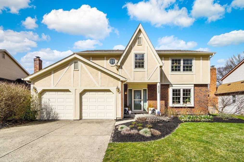 5737 Running Brook Dr, Westerville, OH 43081
