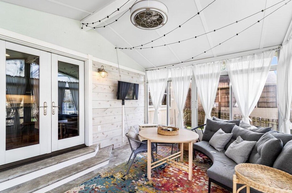 5737 Running Brook Dr, Westerville OH  43081-6613 exterior