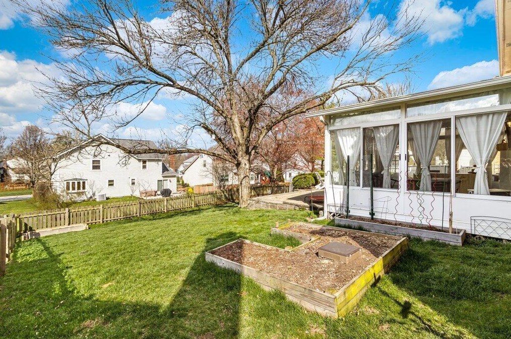 5737 Running Brook Dr, Westerville OH  43081-6613 exterior