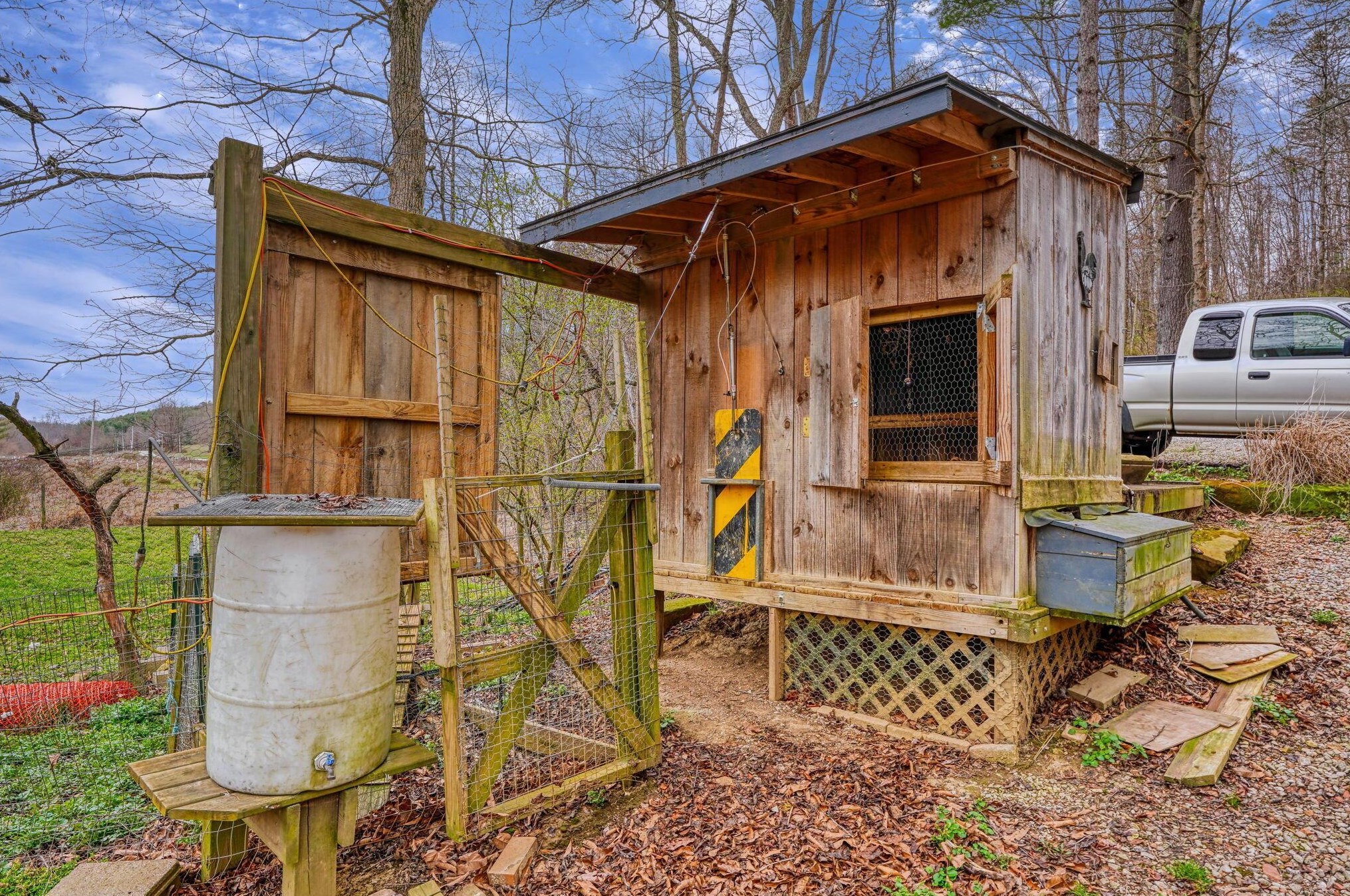 13942 Big Cola Rd, Rockbridge, OH 43149-9711