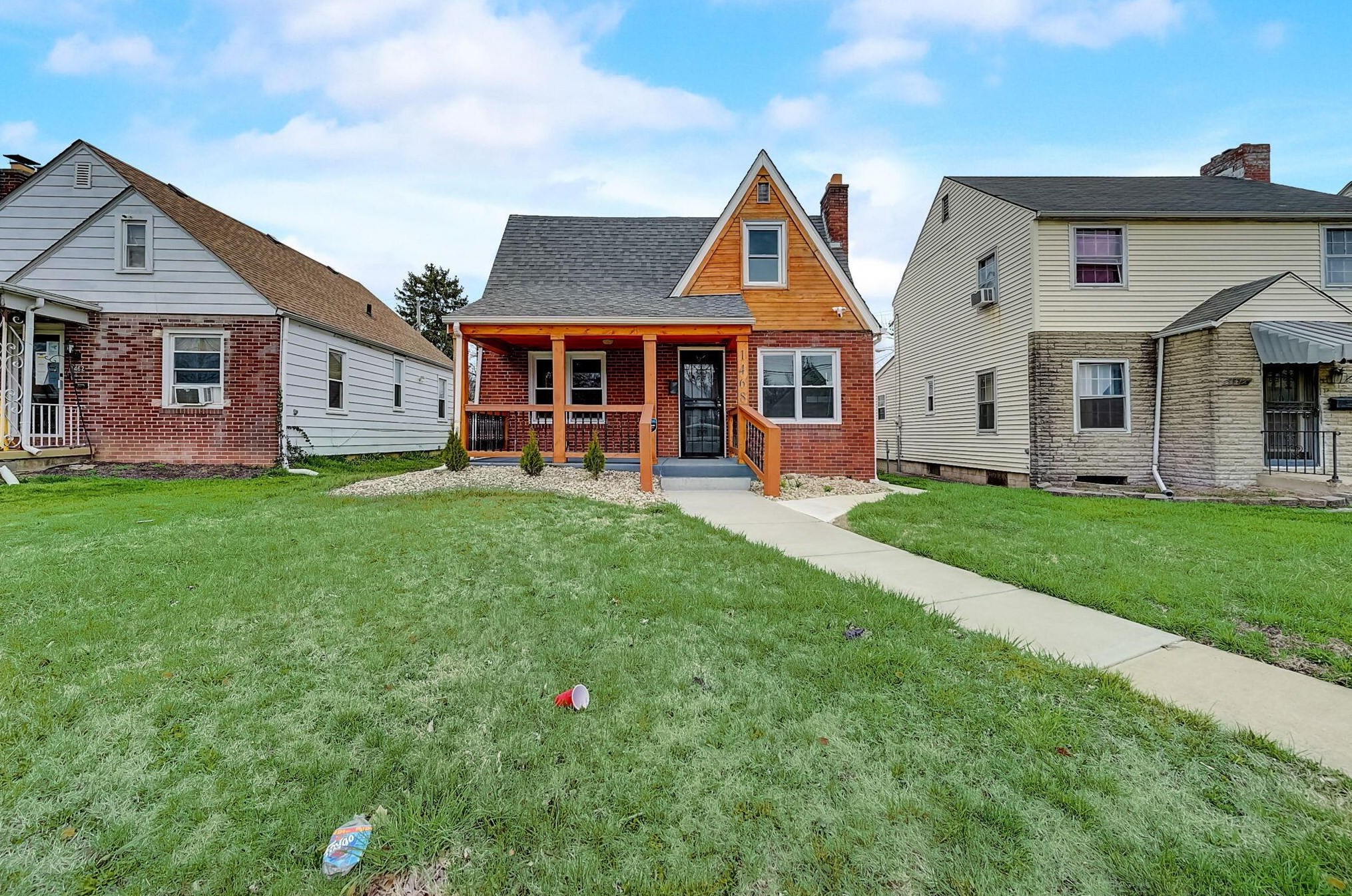 1468 Whittier St, Columbus OH 43206-1864 exterior