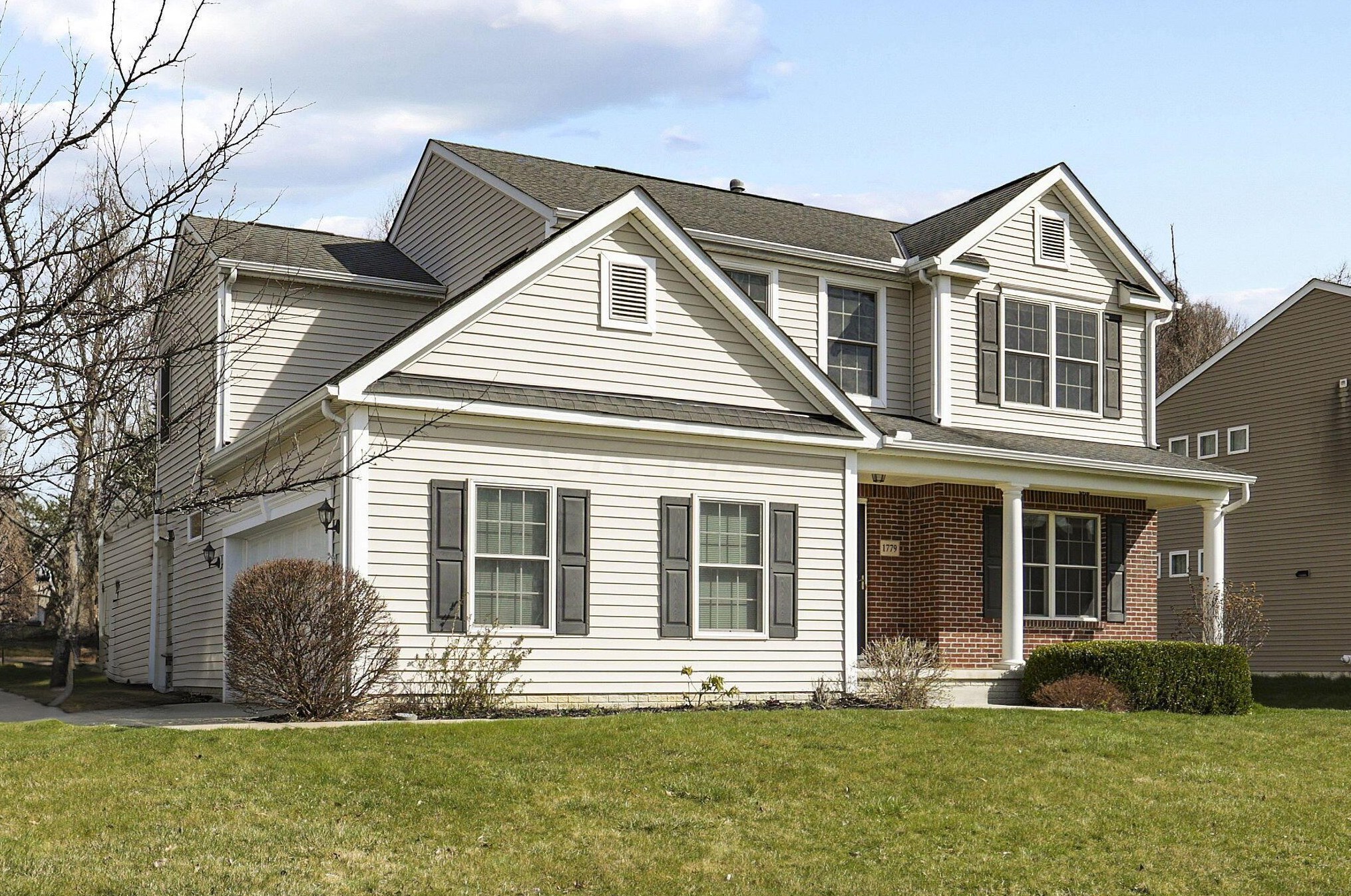 1779 Keela Dr, Pataskala, OH 43062-7121