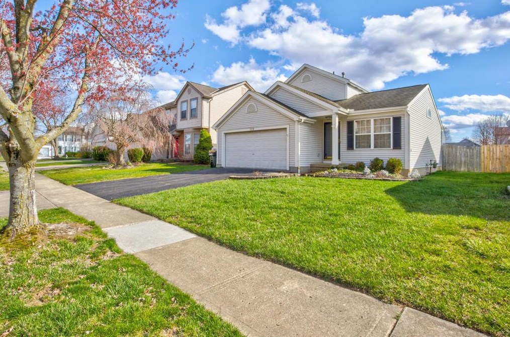 8109 Chutney Rd, Blacklick, OH 43004