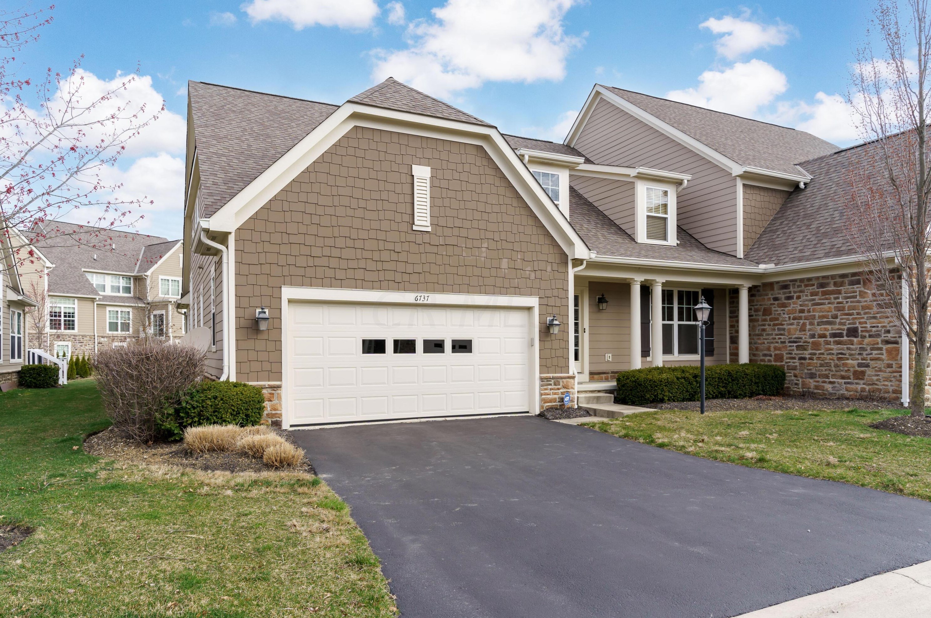 6737 Vineyard Haven Loop, Dublin, OH 43016-7371