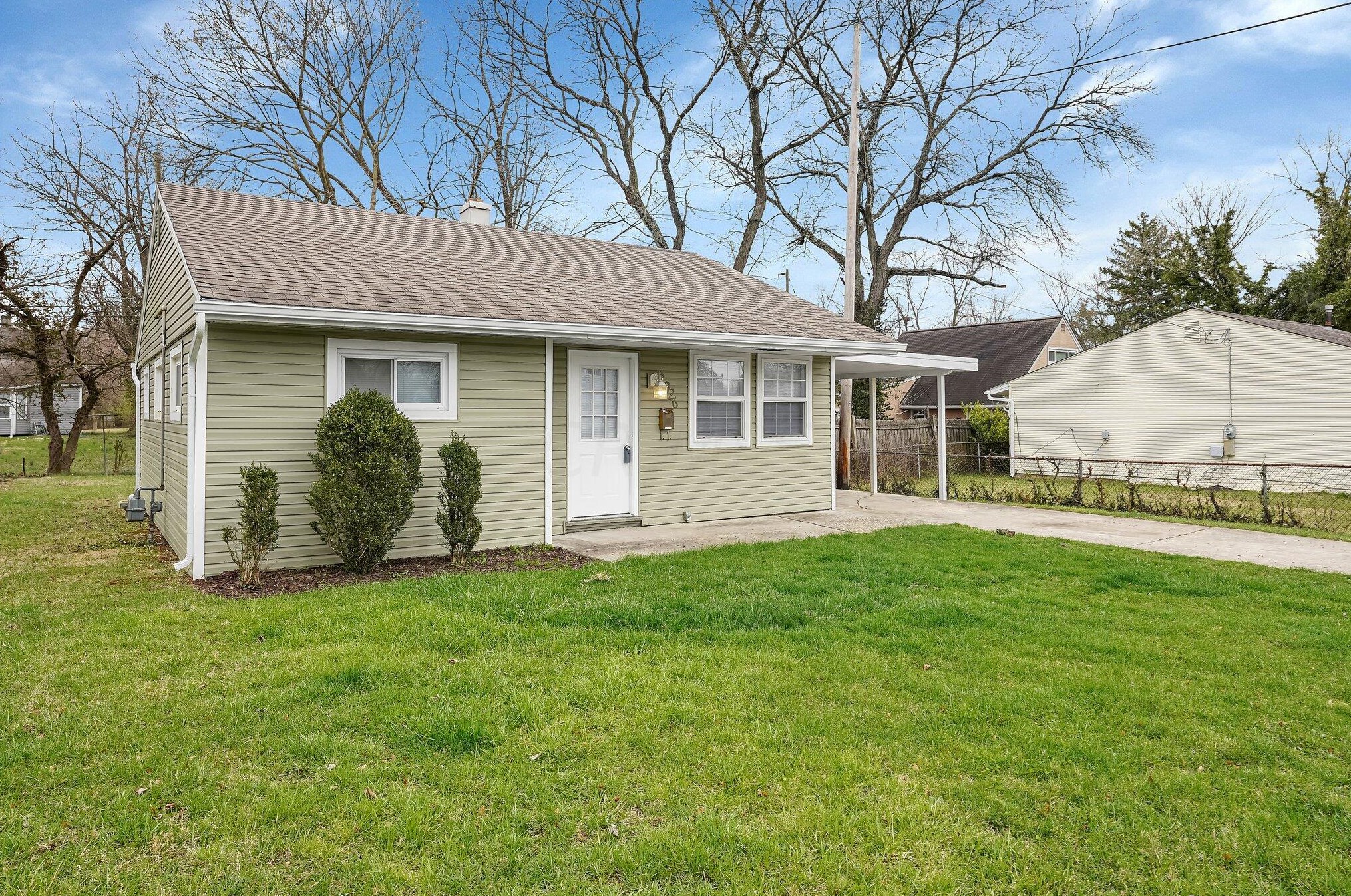 2026 Jermain Dr, Columbus, OH 43219-1228