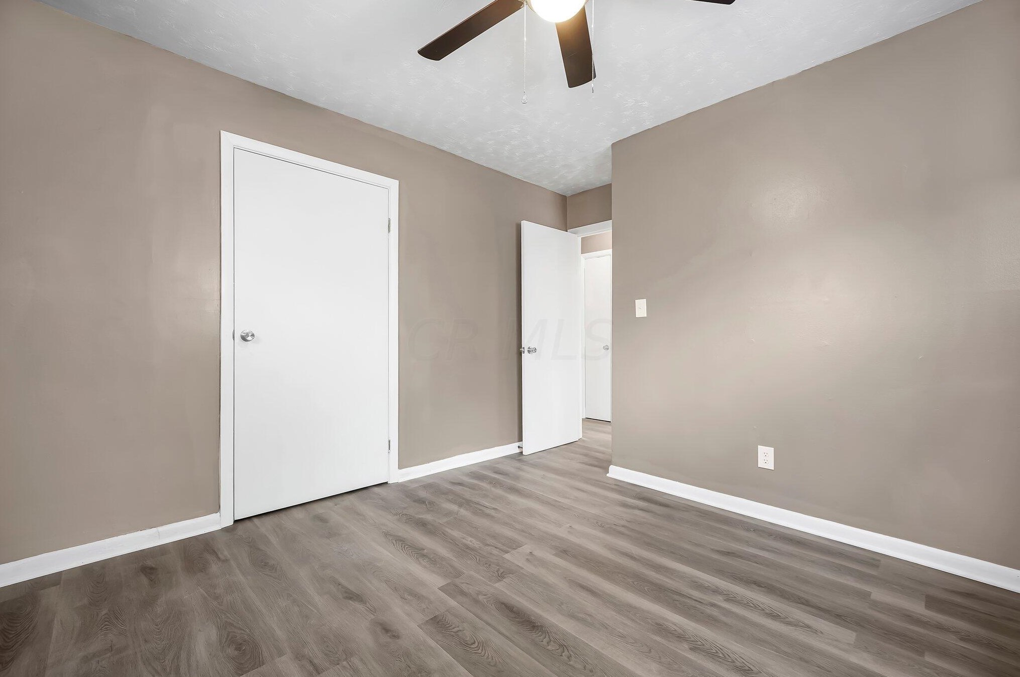 2026 Jermain Dr, Columbus OH 43219-1227 exterior