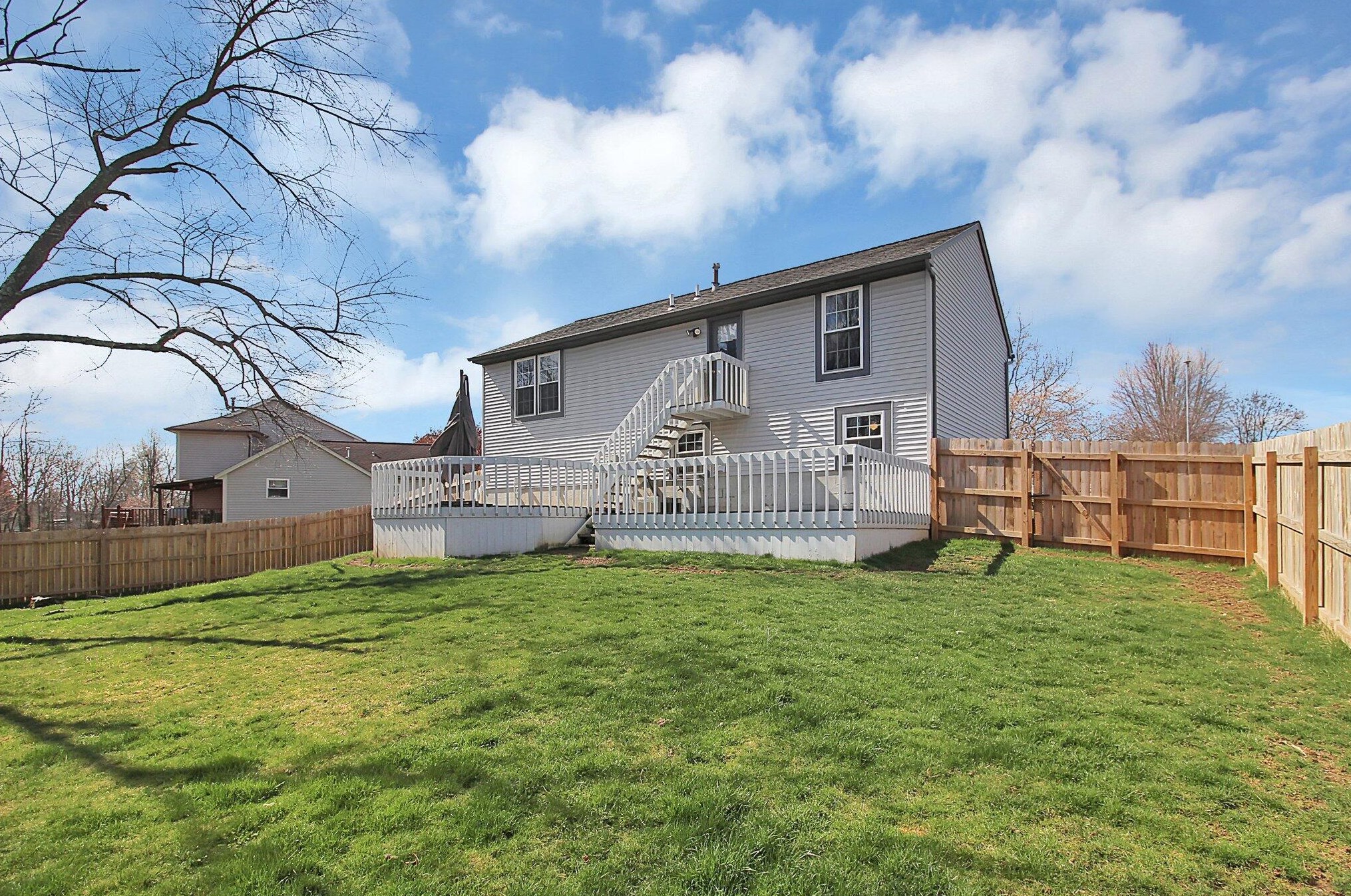 509 Streamview Ct, Pickerington OH  43147-1420 exterior