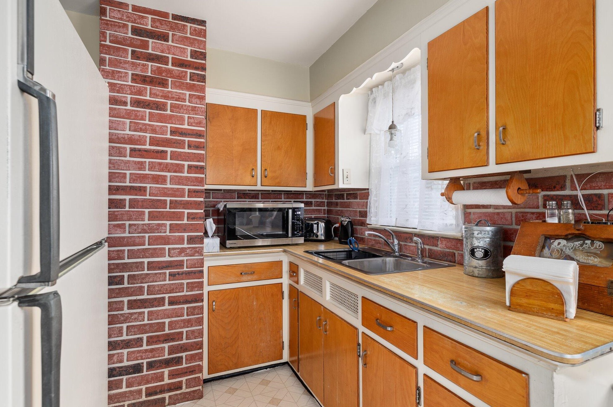 129 Kanawha Ave, Columbus OH 43214-1208 exterior