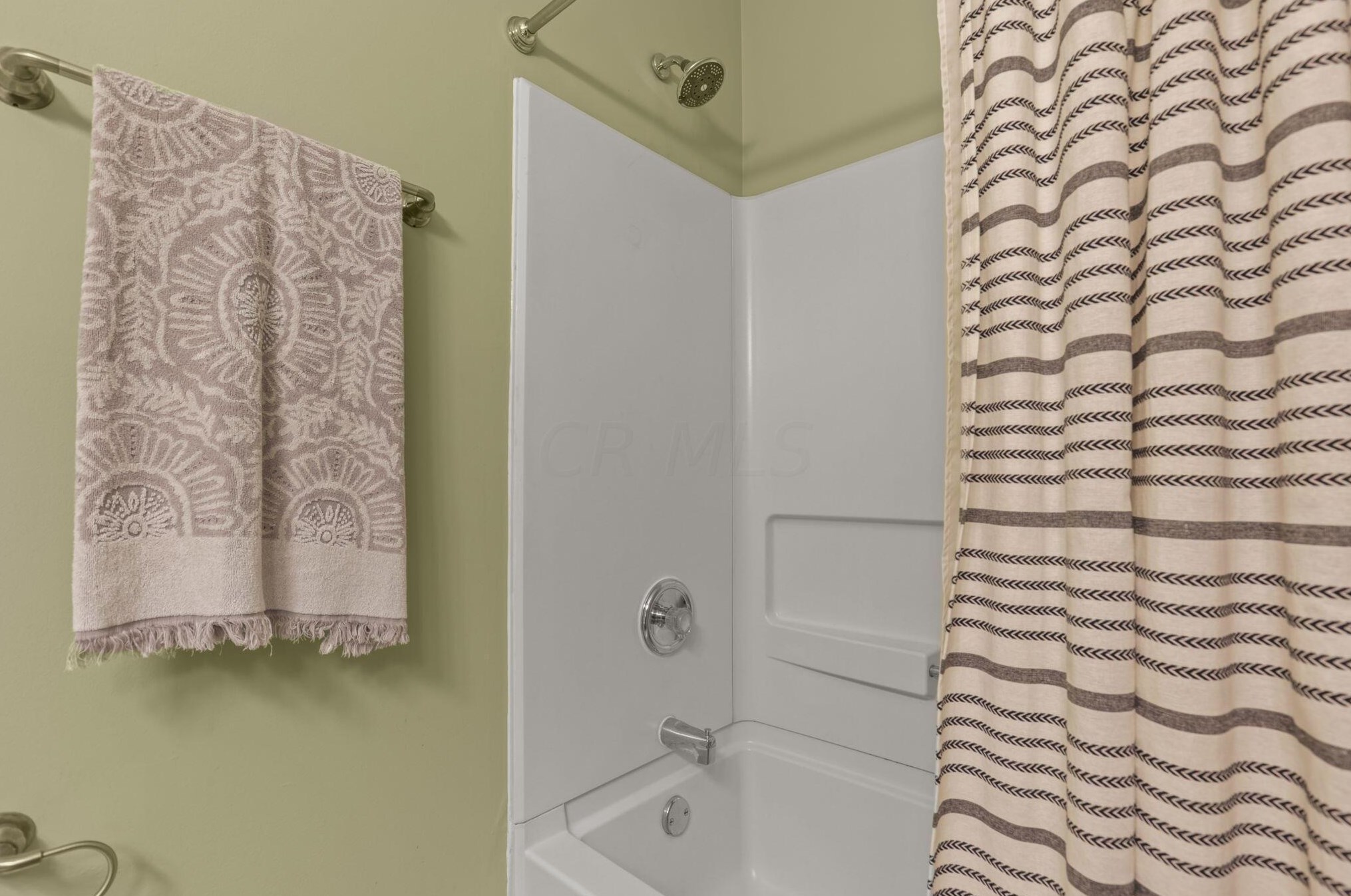 926 Cherry Bud Dr, Columbus OH 43228-5728 exterior