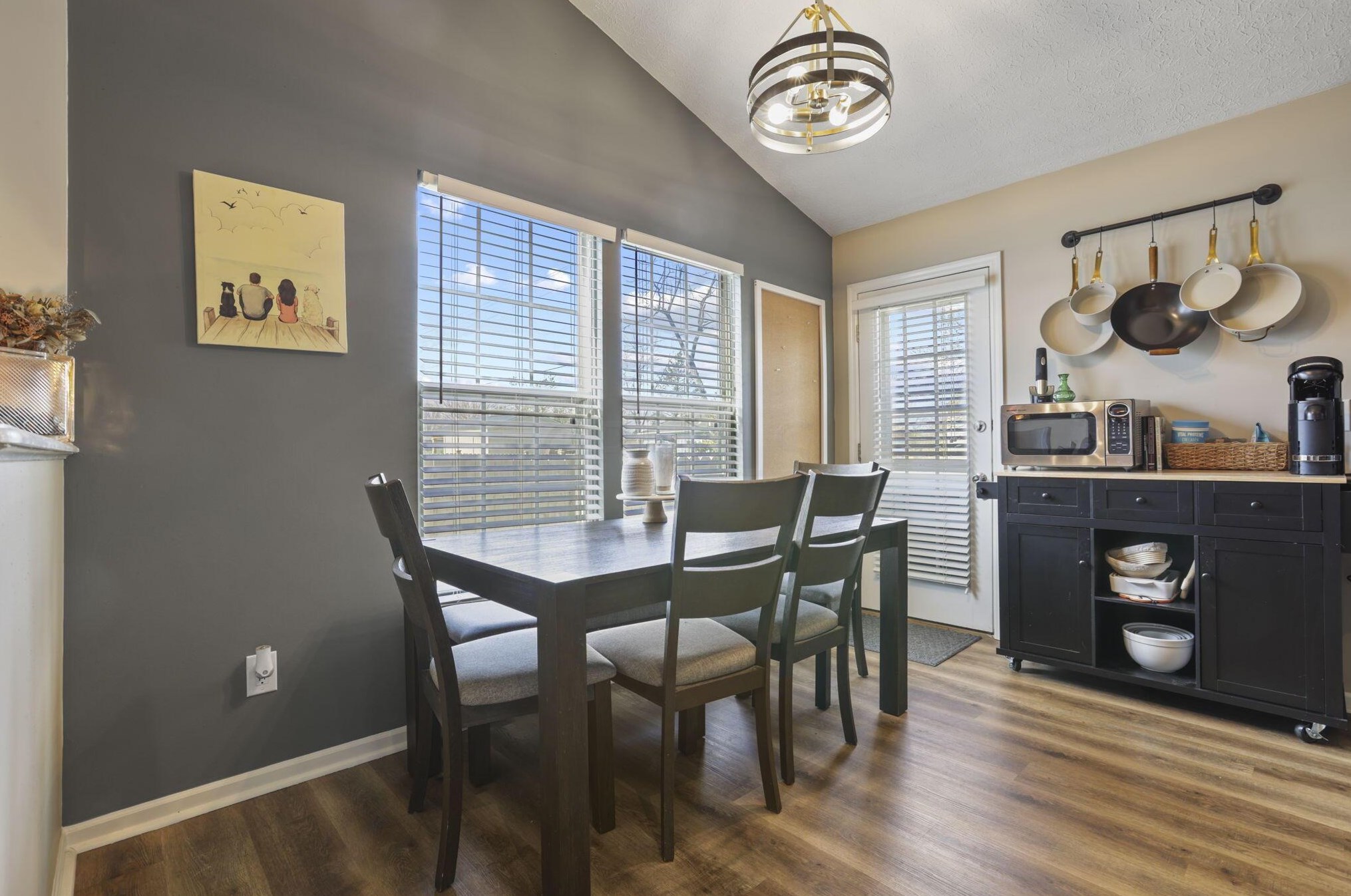 926 Cherry Bud Dr, Columbus OH 43228-5728 exterior