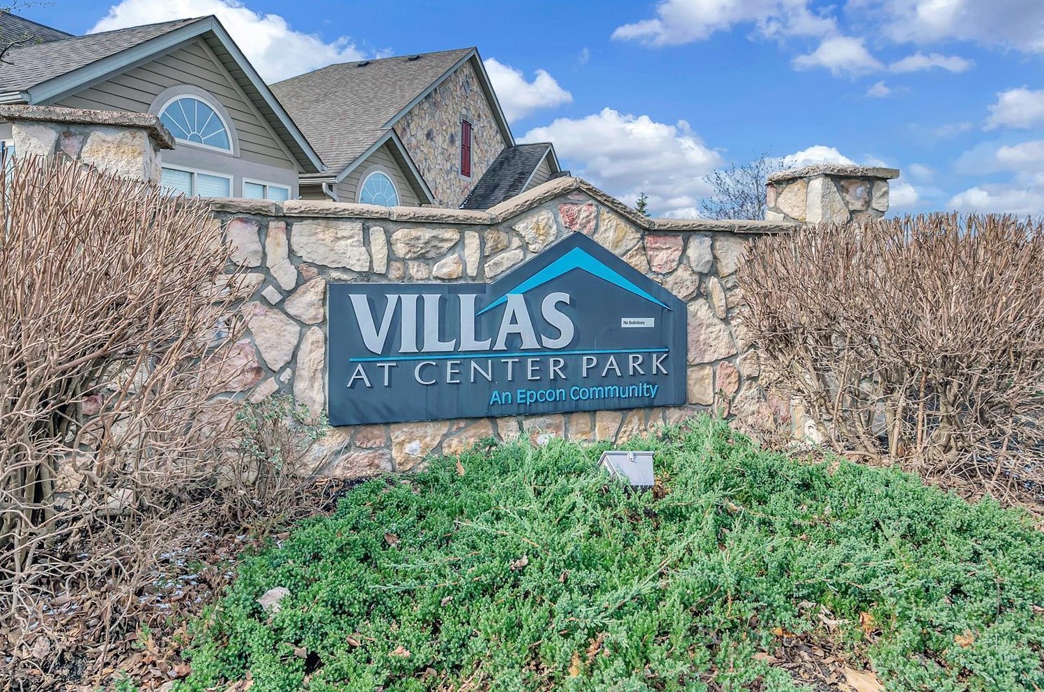 1547 Center Park Dr, Marion, OH 43302-6583